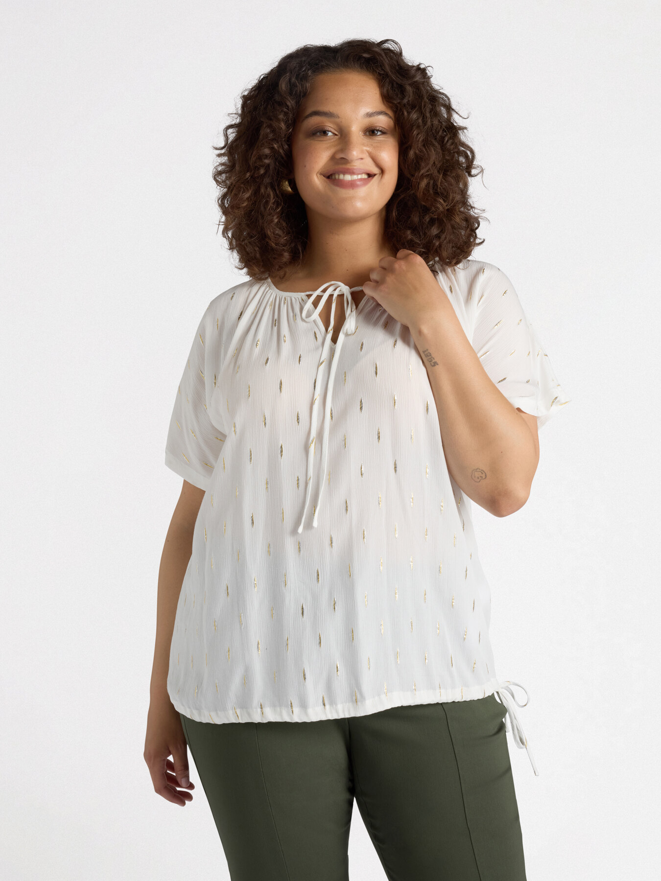 Blusa con lacci in tessuto creponne image number 2