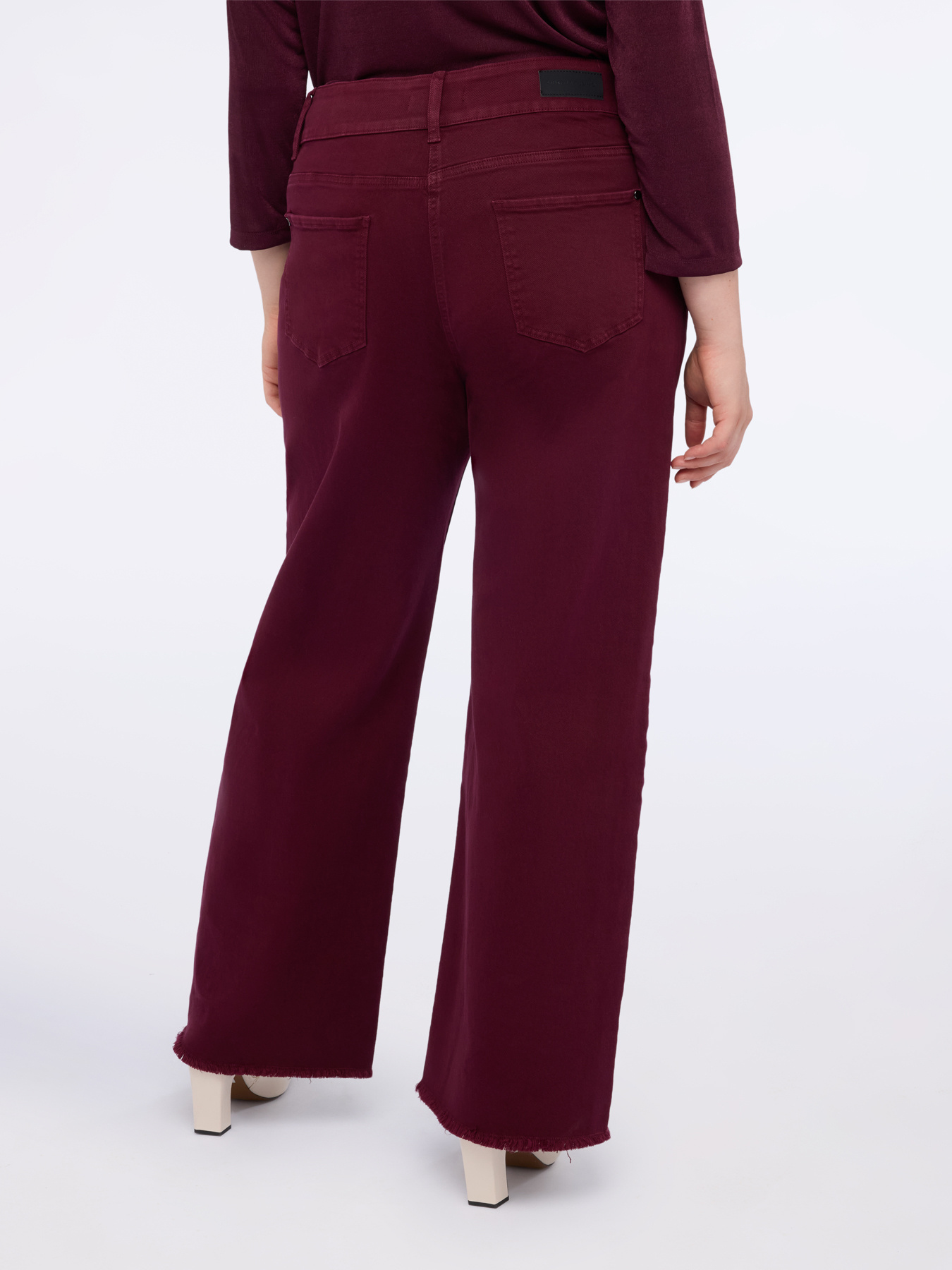 Jeans new regular burgundy image number 1