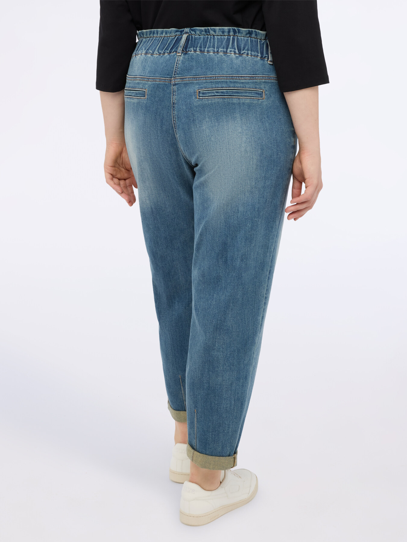 Balloon jeans vintage wash image number 1