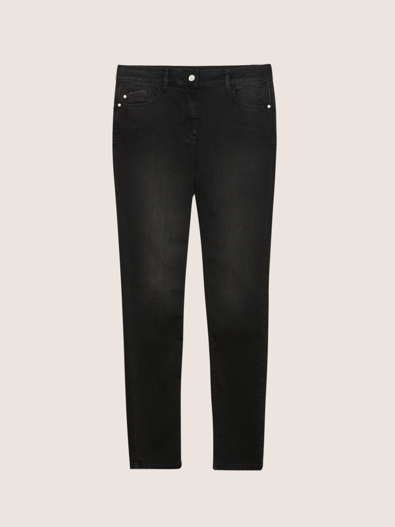 Vaqueros skinny negros image number 3