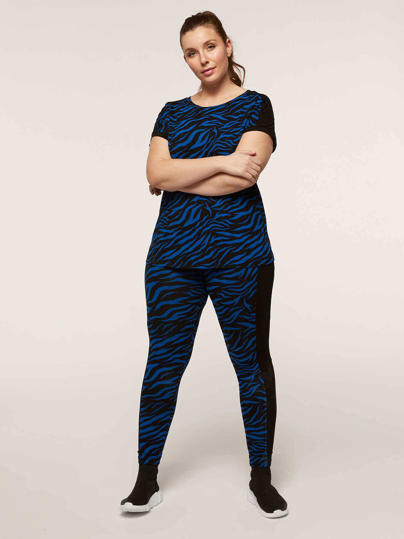 Leggings stampati "GO." image number 2