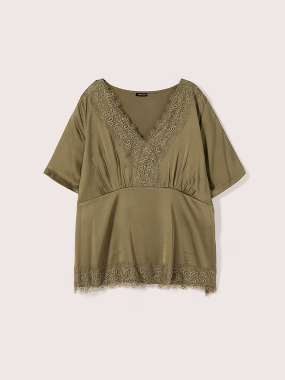 Satin blouse with lace details