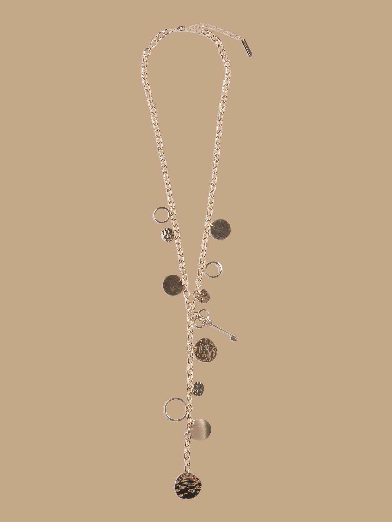 Collar con pedrer&iacute;a image number 0