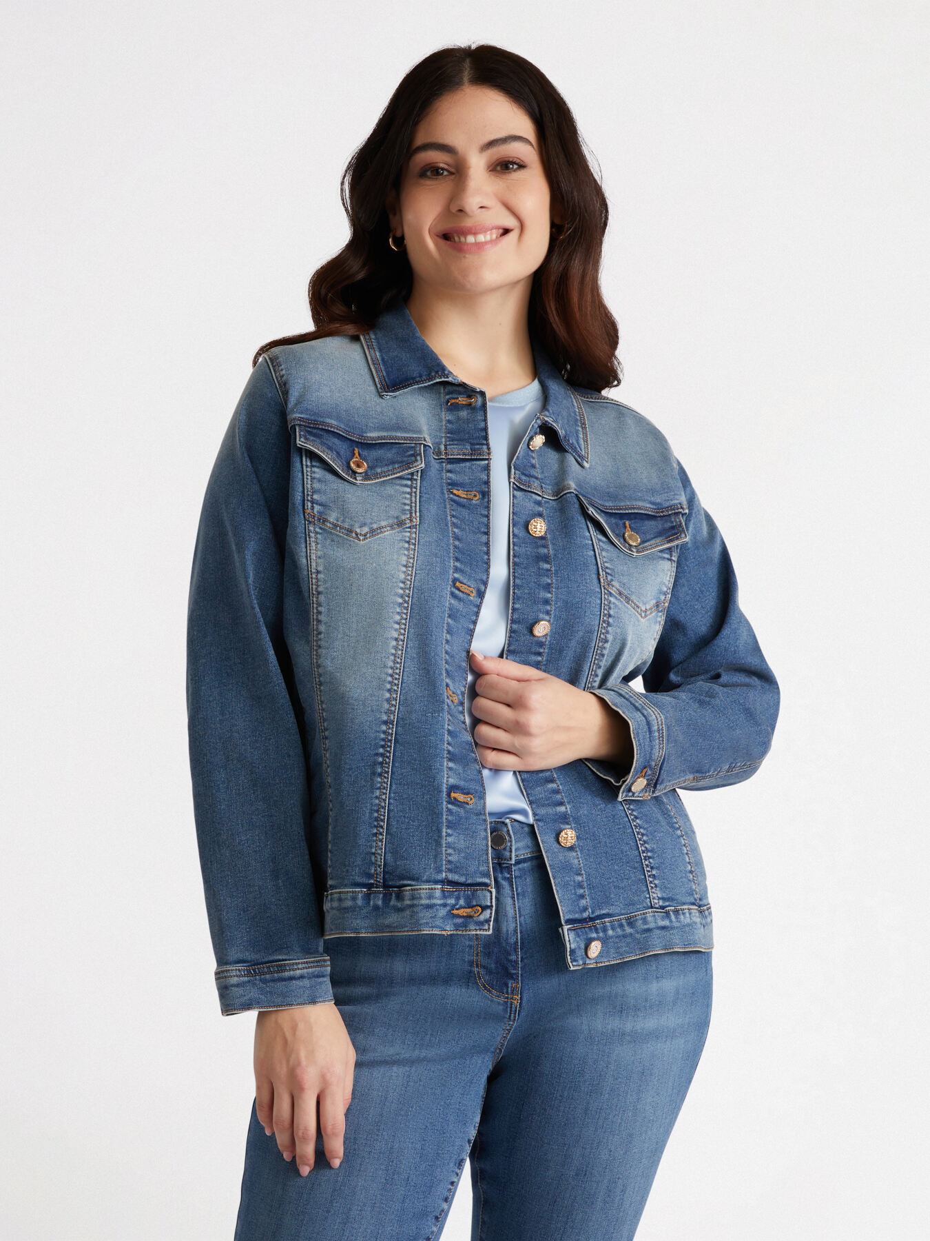 Giubbotto in denim con bottoni gioiello image number 2