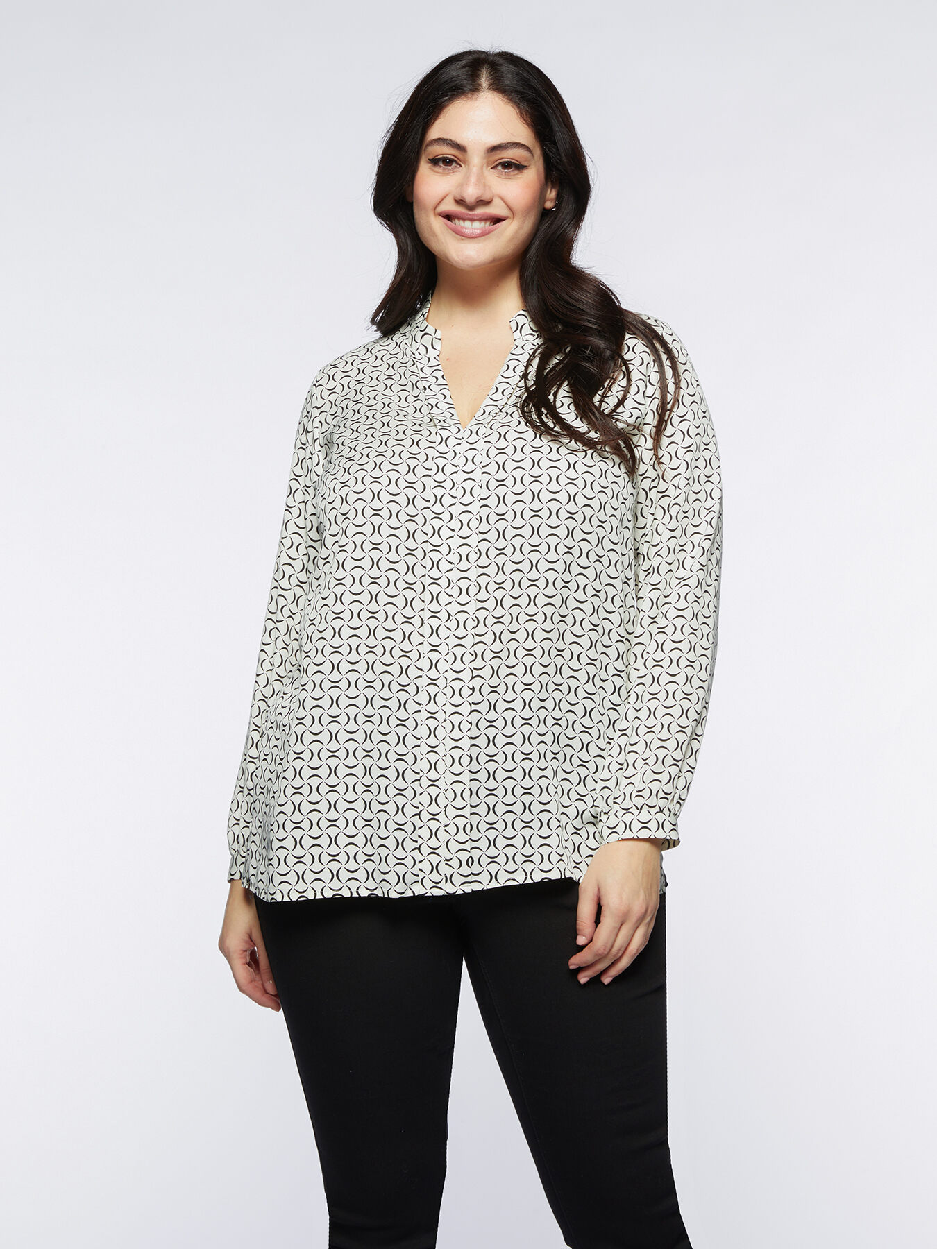Blouse with geometric print image number 0