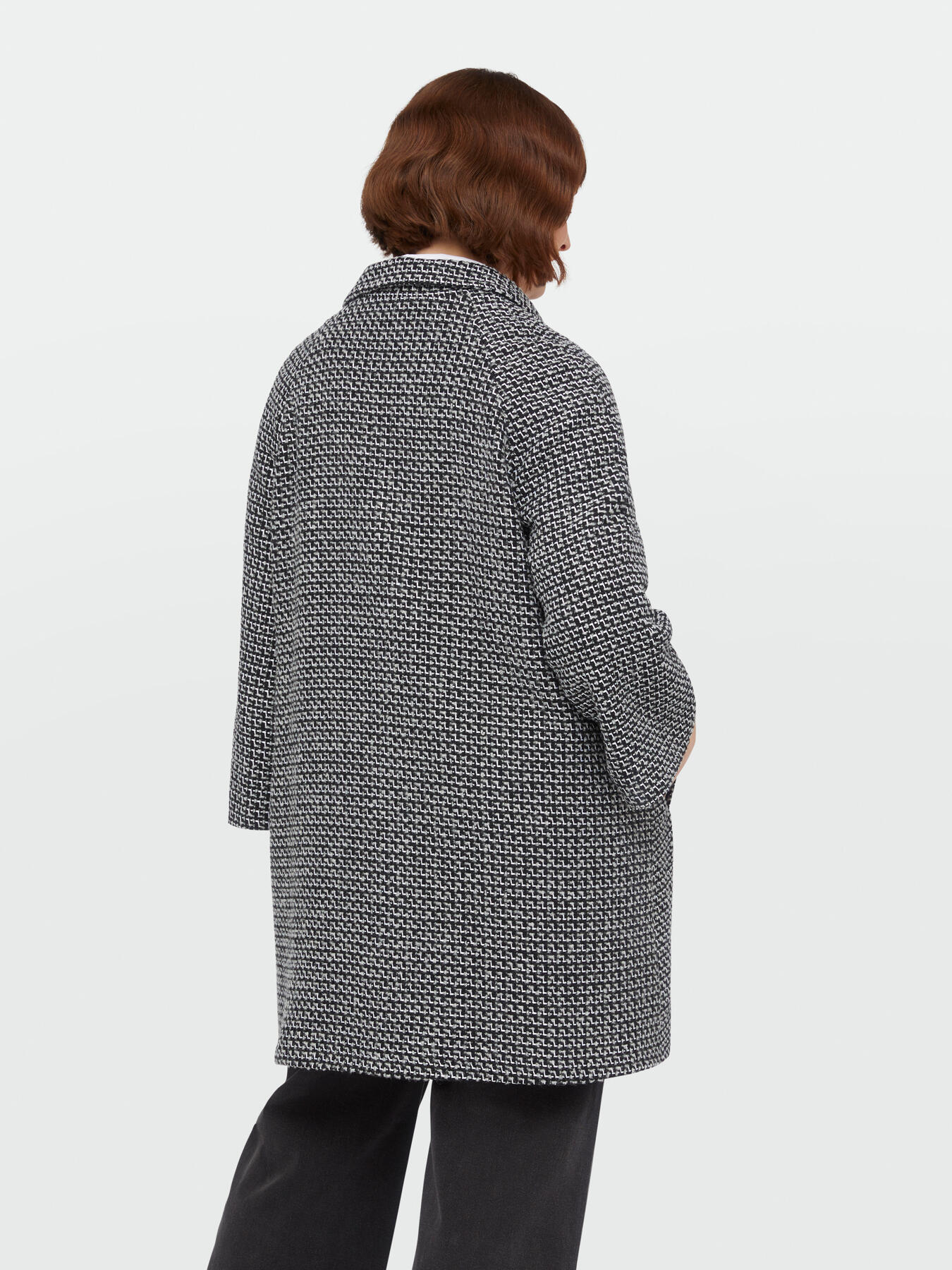 Yarn-dyed coat with buttons image number 1