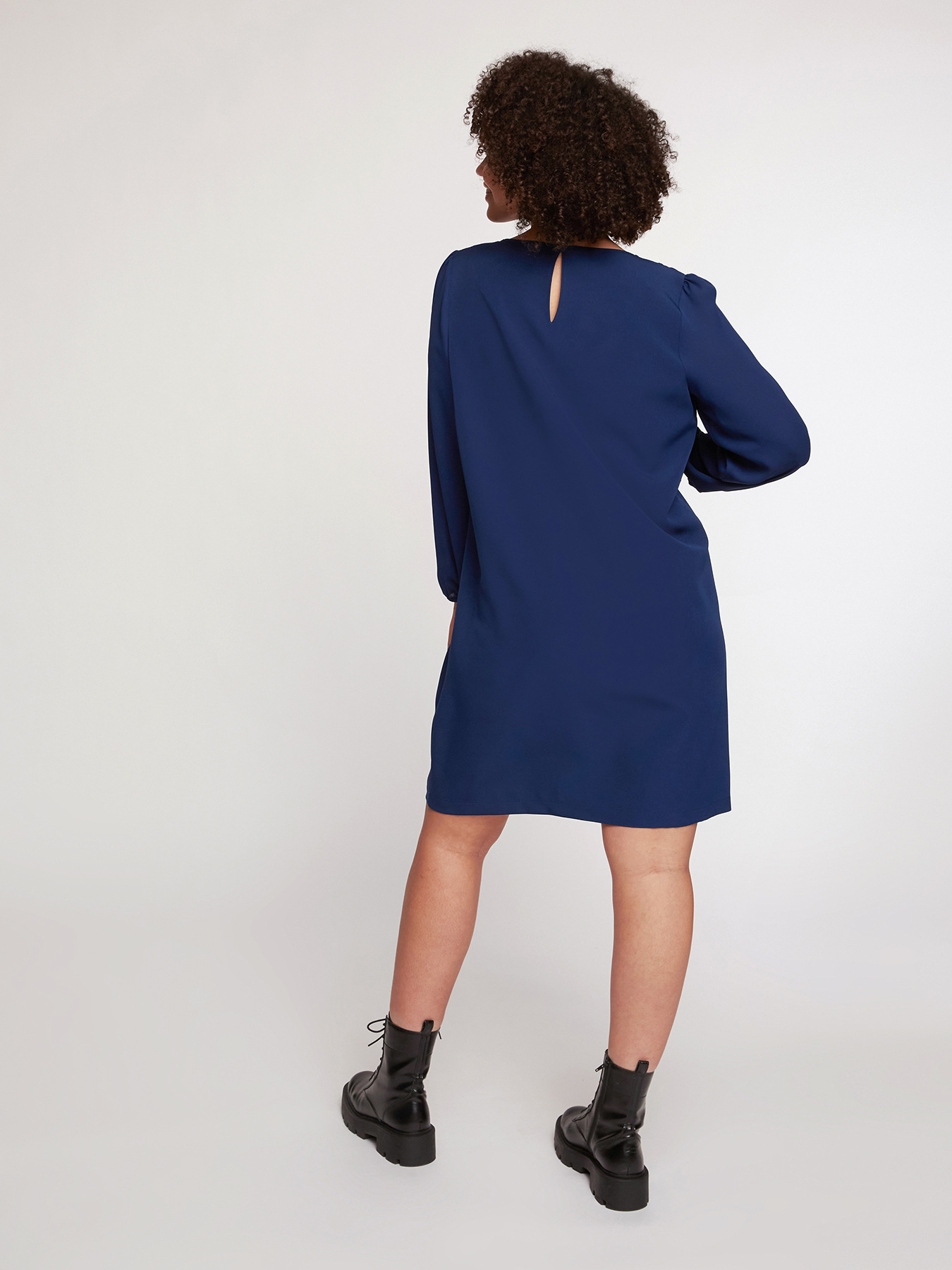 Gerade geschnittenes Kleid image number 1