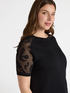 Maglia con maniche traforate image number 0