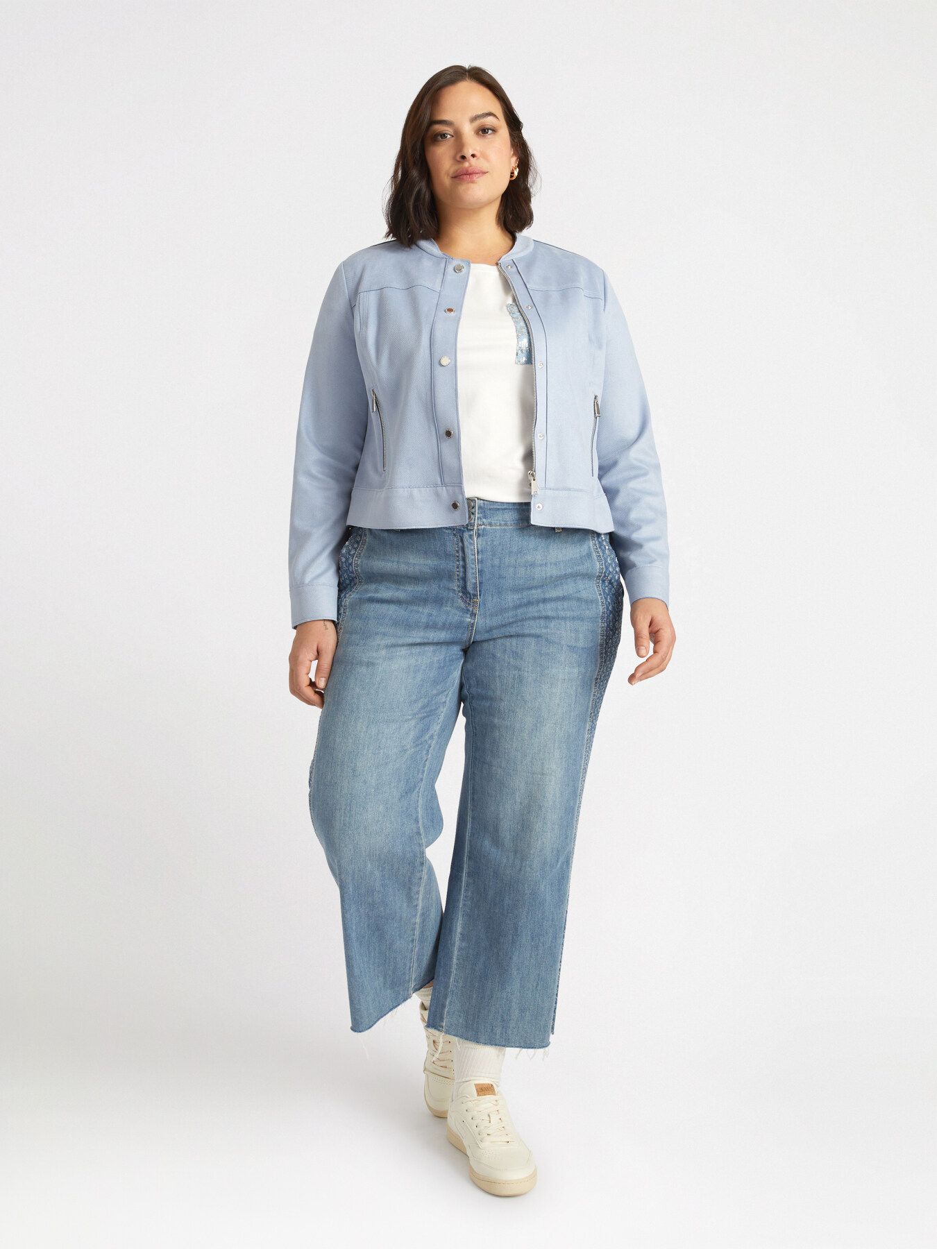 Soft touch jacket with pockets image number 2