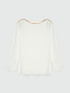 Camiseta con cadena en el escote image number 4