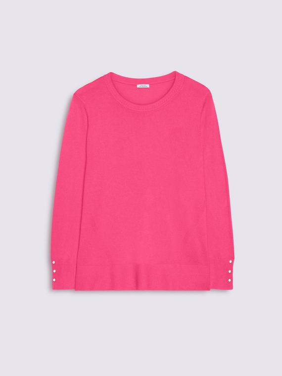 Pull col rond avec boutons aux poignets