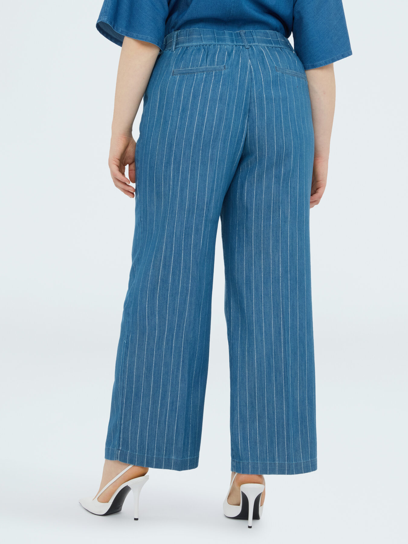 Pantaloni Wide Leg in tencel con gessatura in lurex image number 1