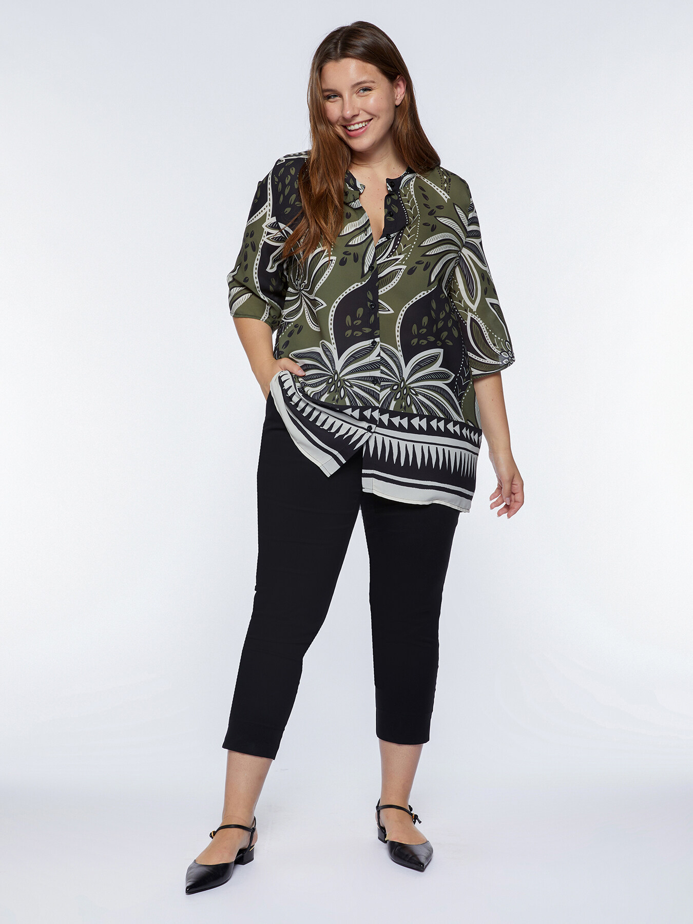 Jungle print shirt image number 2