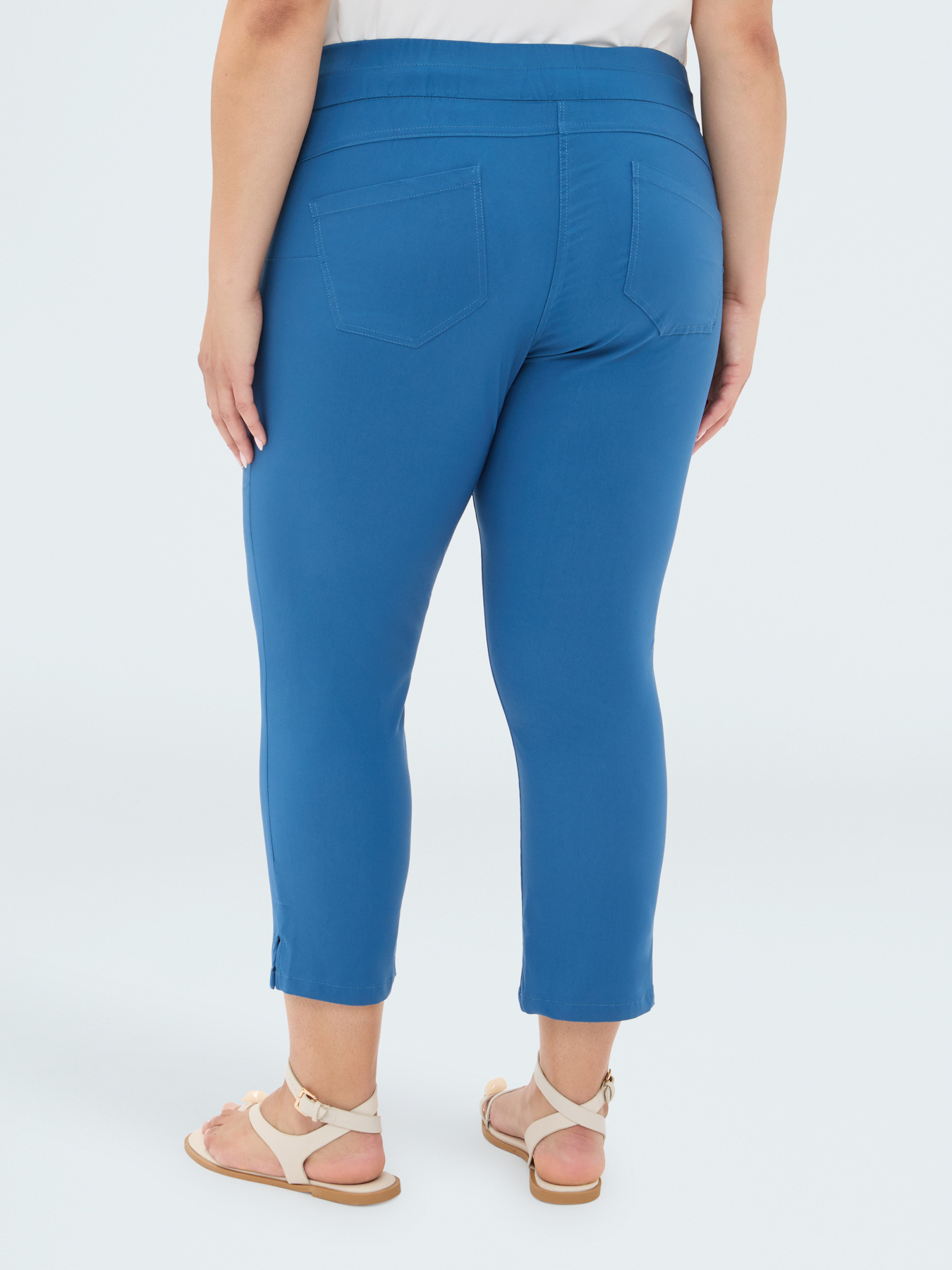 Pantalones Capri con aberturas image number 1