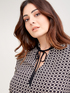 Bluse mit Ketten-Print image number 2