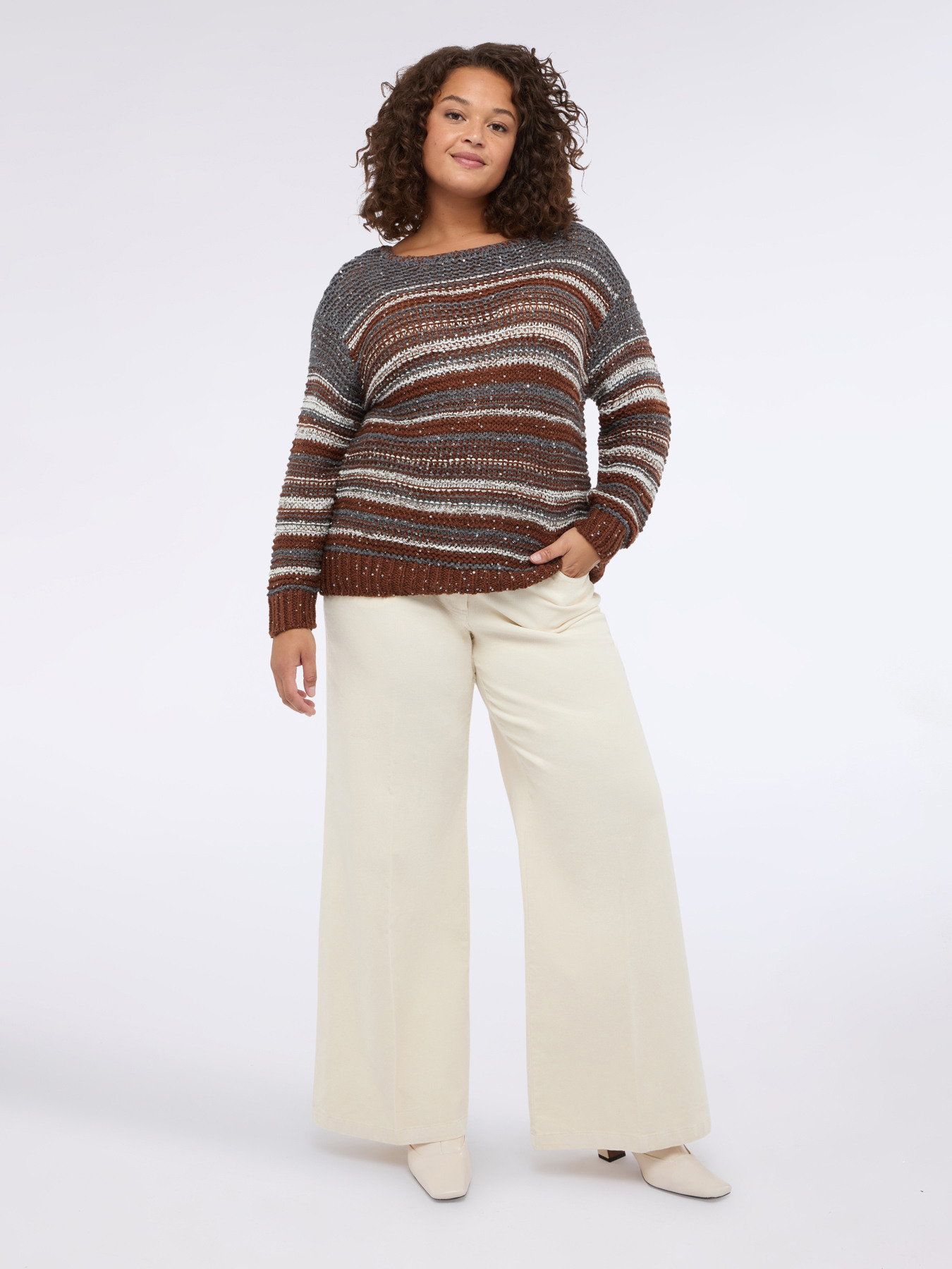 Pullover mit Streifenmuster und Pailletten image number 0