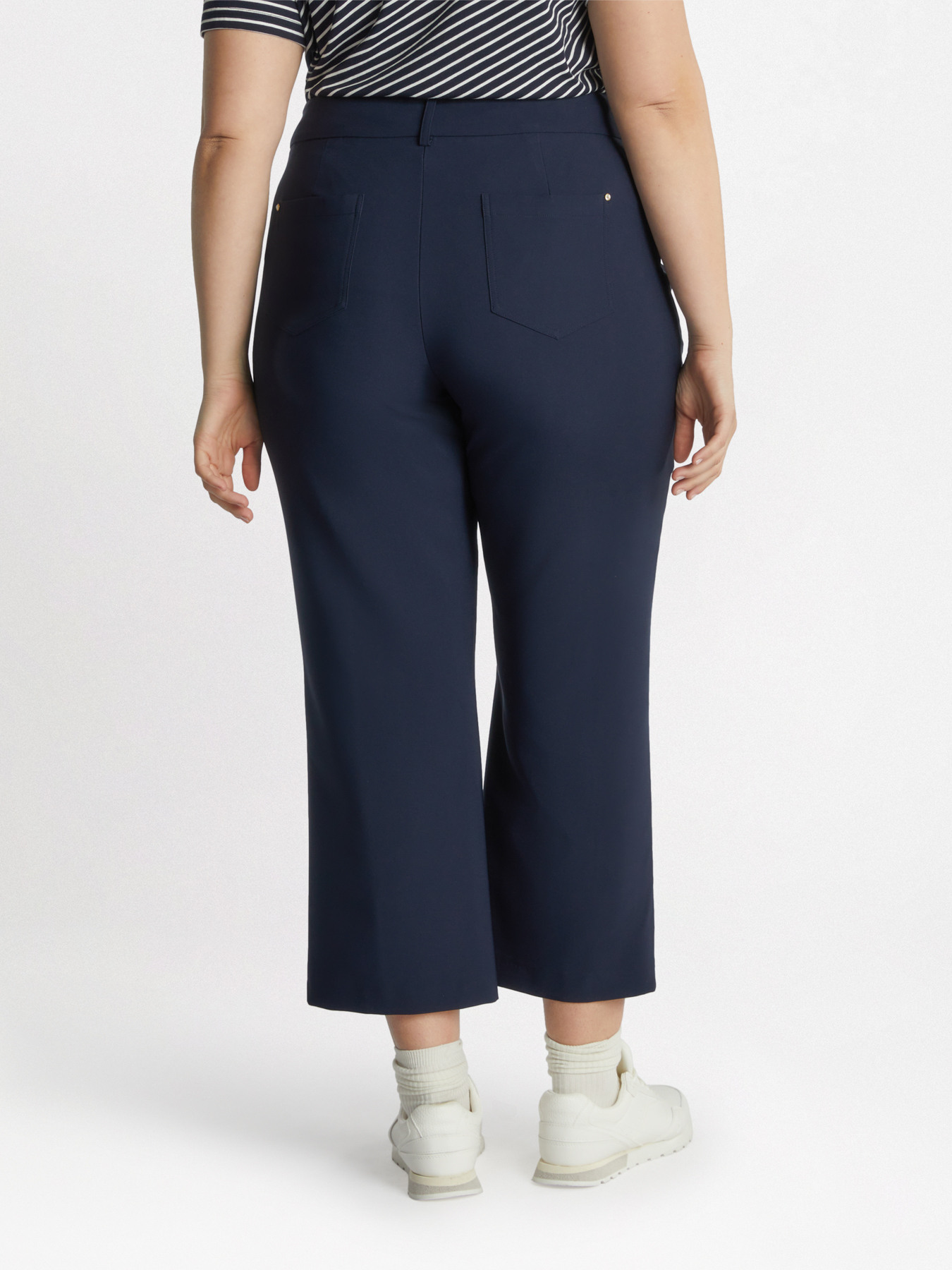 Kick-Flare-Hose aus Scuba-Krepp image number 1