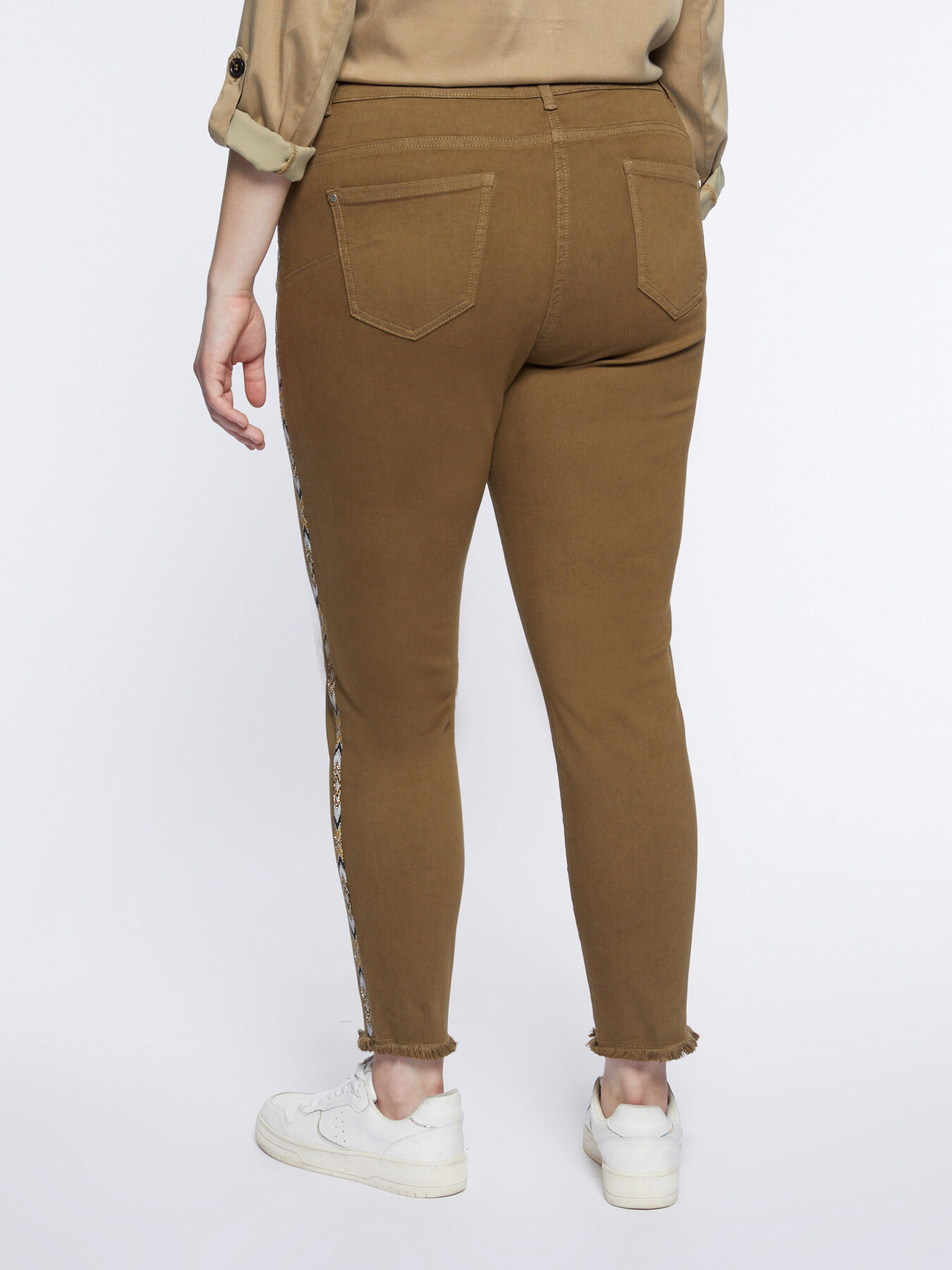 Skinny trousers with side appliqu&eacute;s image number 1