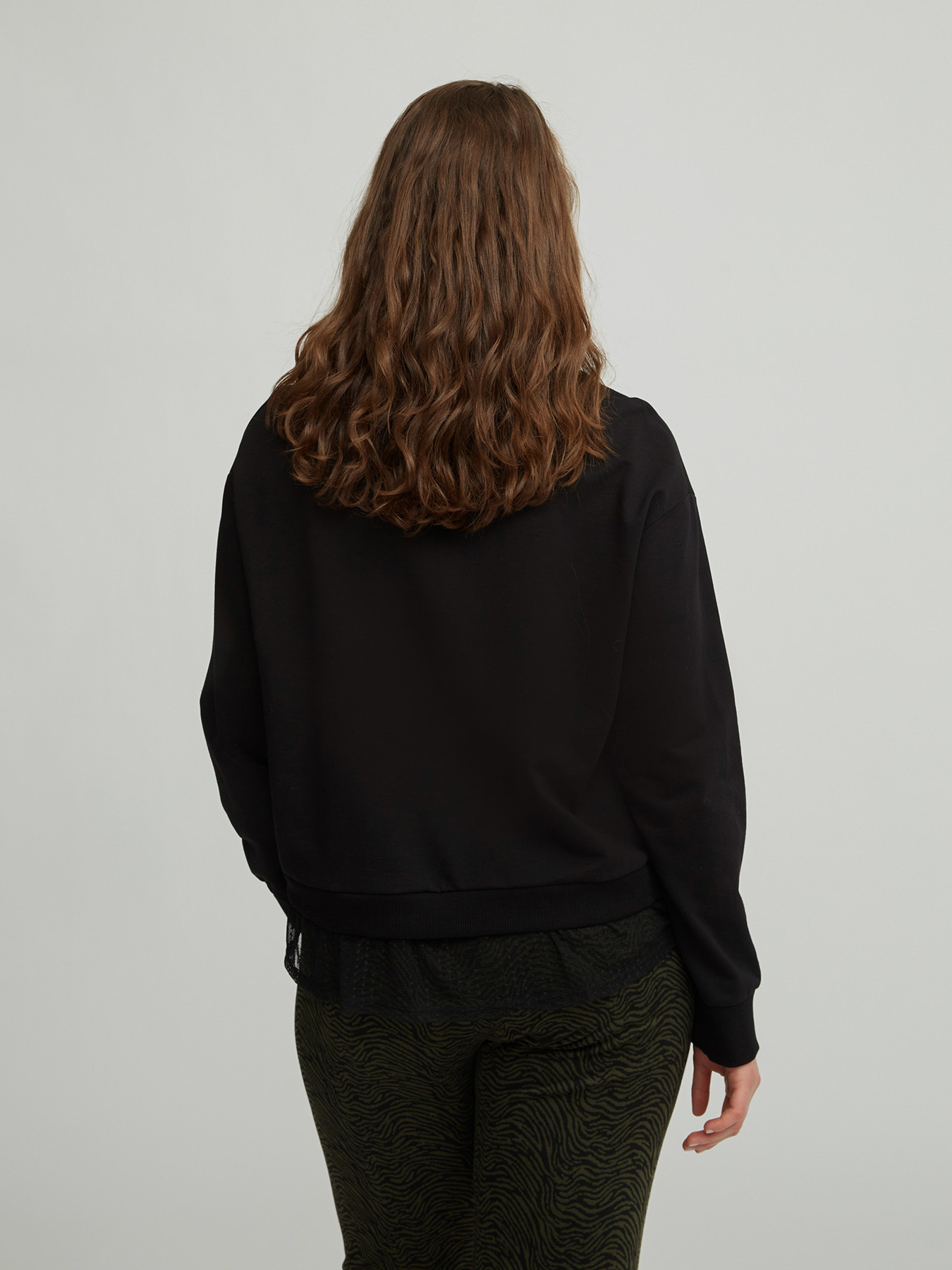 Sweat-shirt avec tulle et applications image number 1