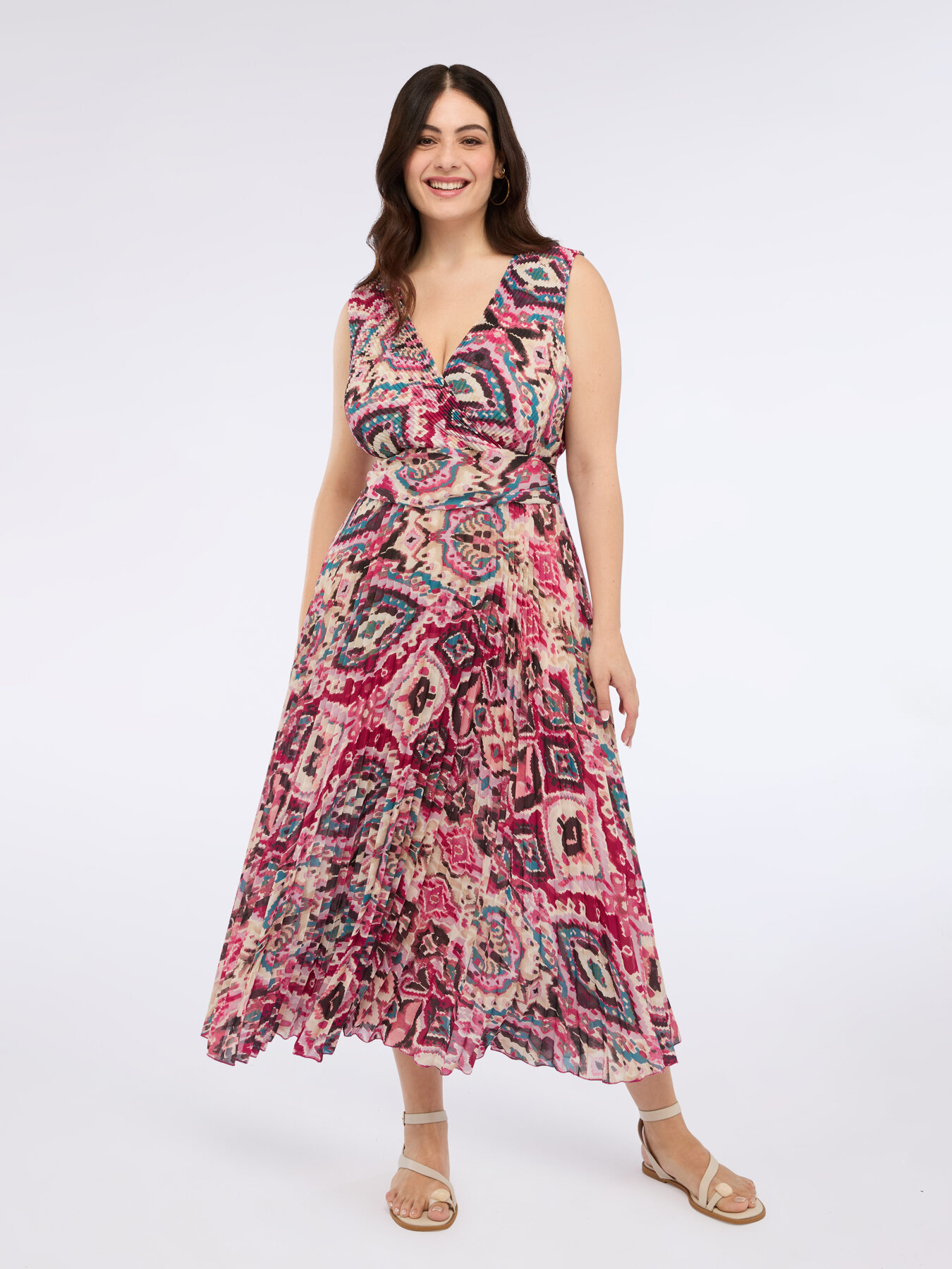 Long printed pleated dress image number 3