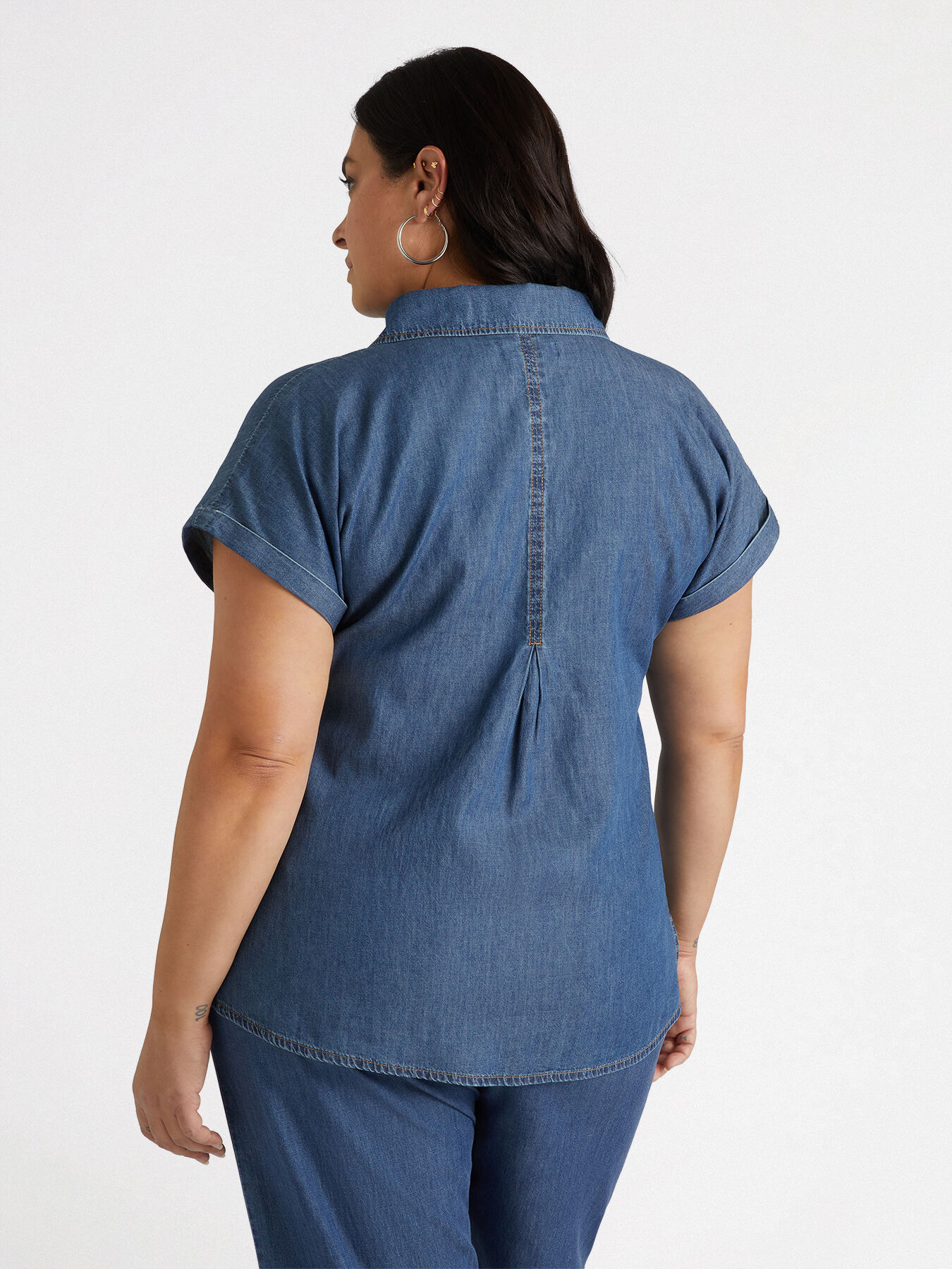 Boxy-Hemdbluse aus Denim-Chambray image number 1