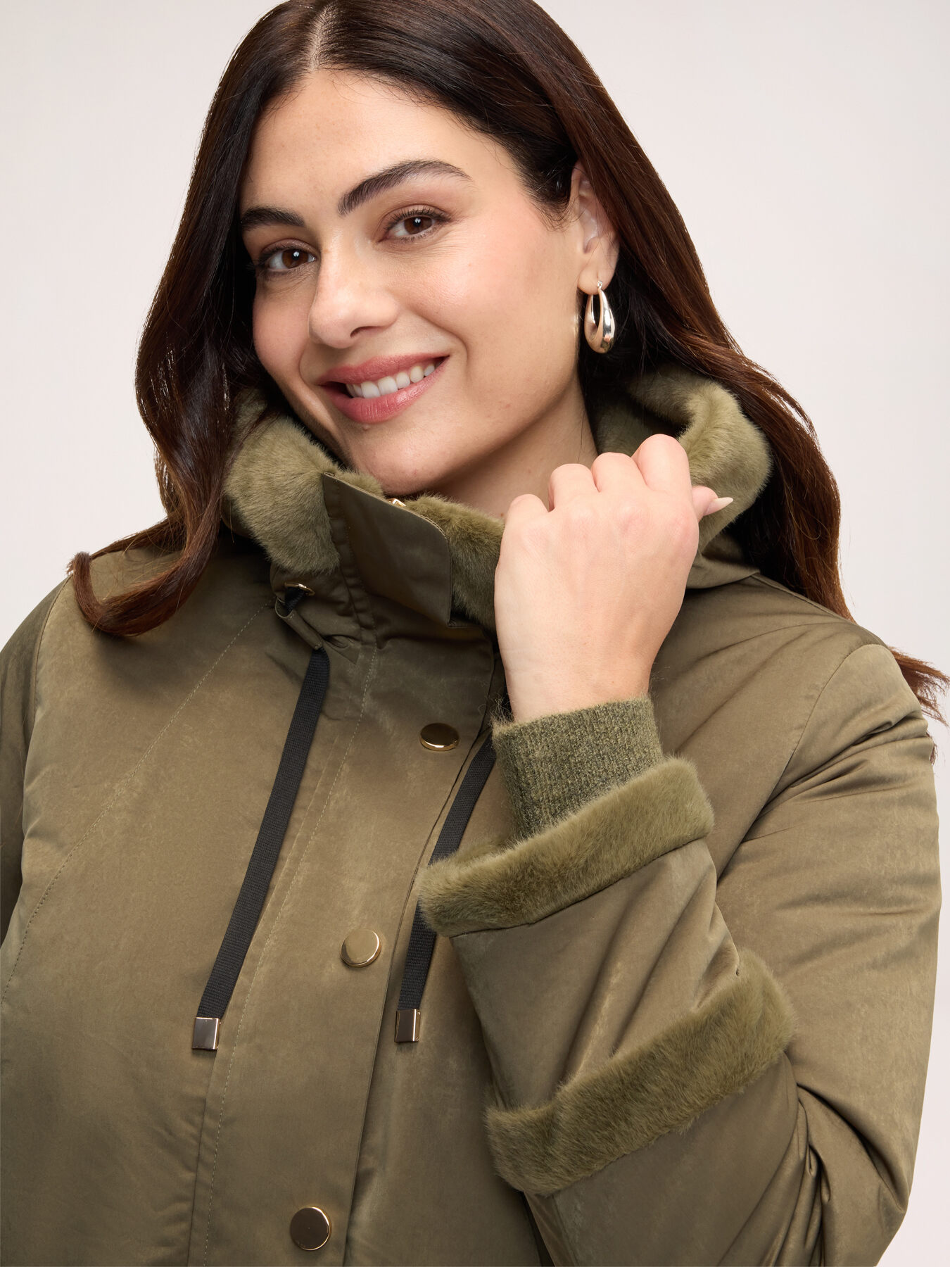 Steppjacke mit Pl&uuml;schdetails image number 3