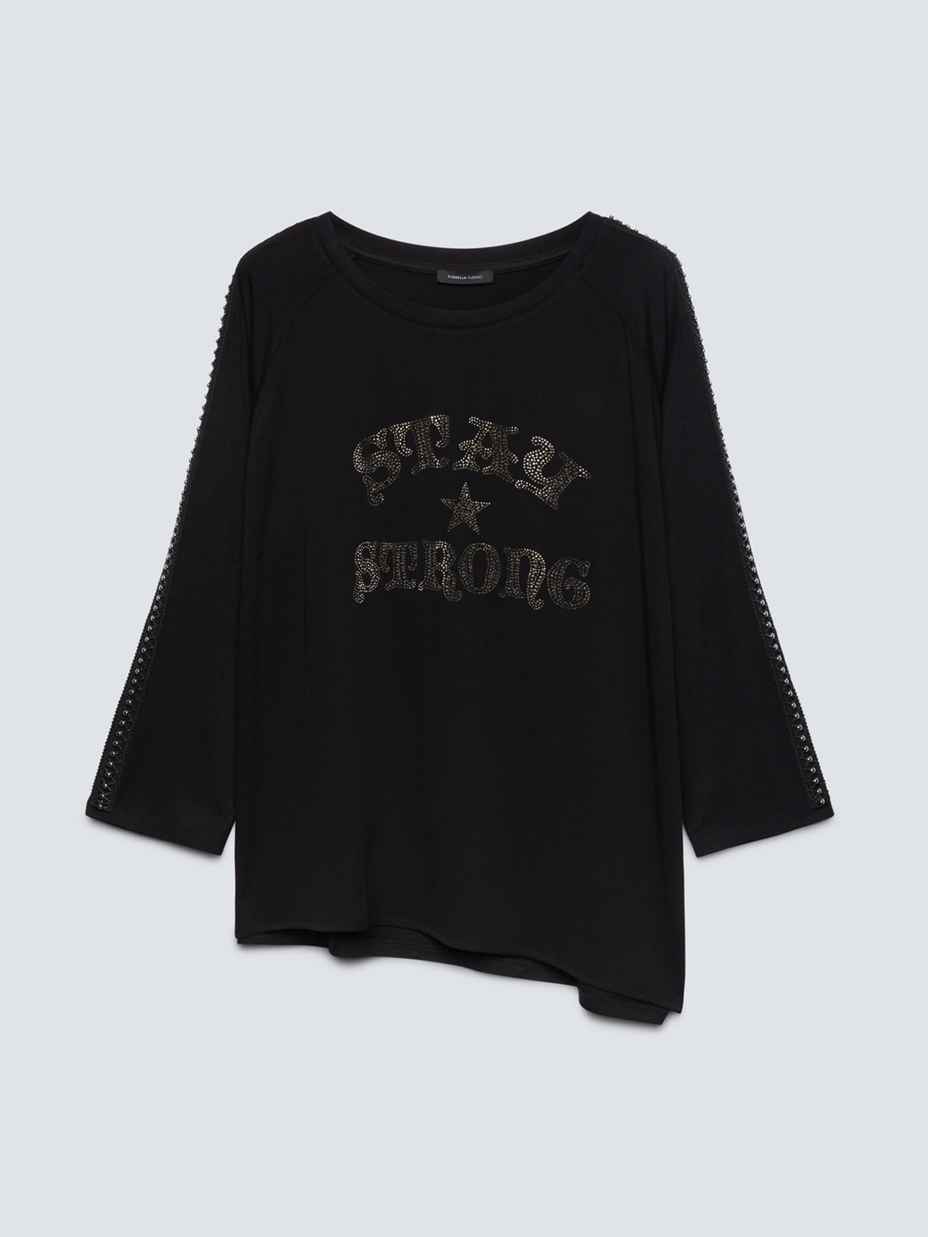 T-shirt with studs image number 4