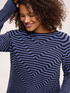 Gestreifter Strickpullover mit Carr&eacute;-Ausschnitt image number 3
