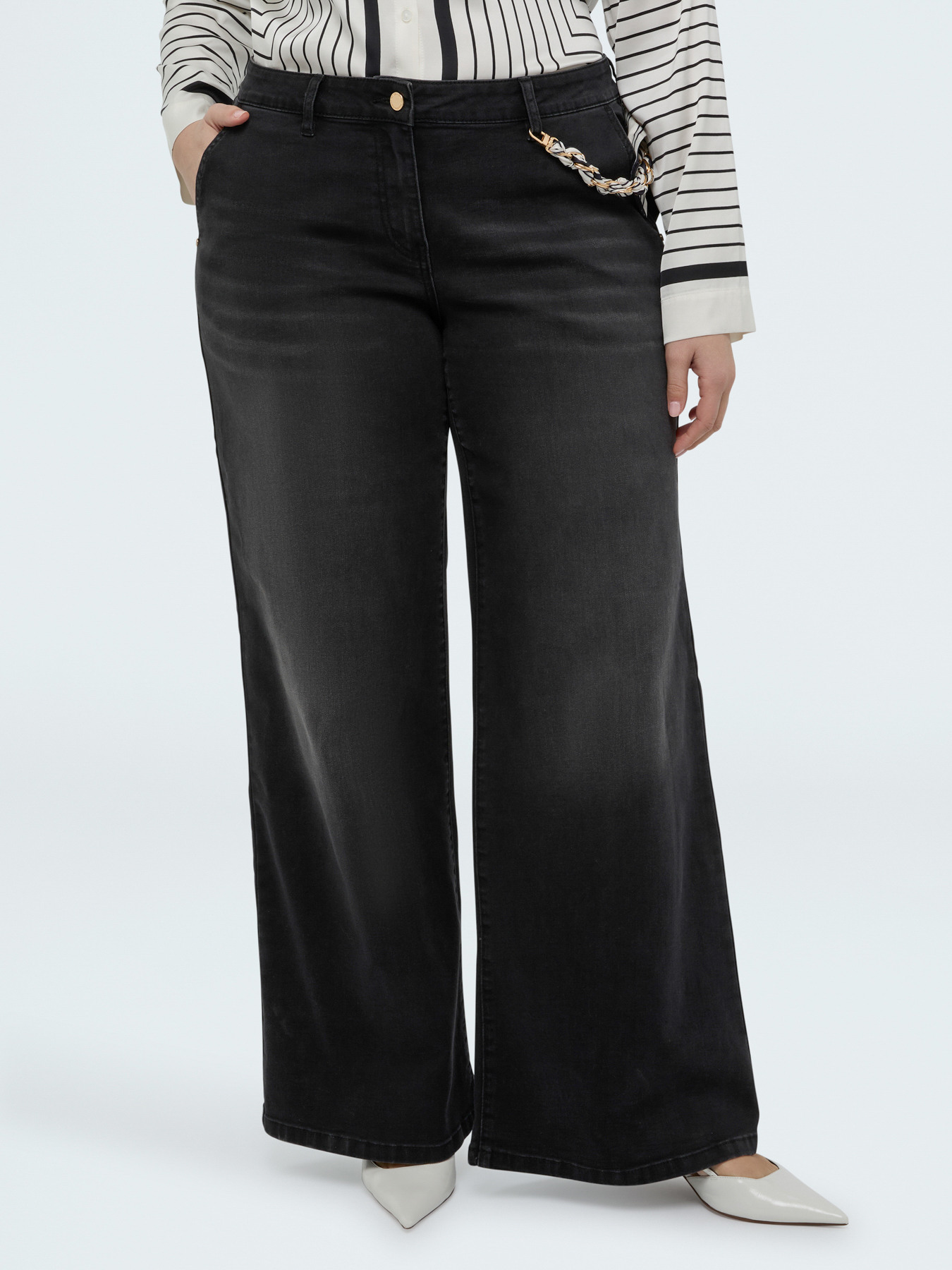 Jeans Wide Leg Waschung Black mit Charm image number 2