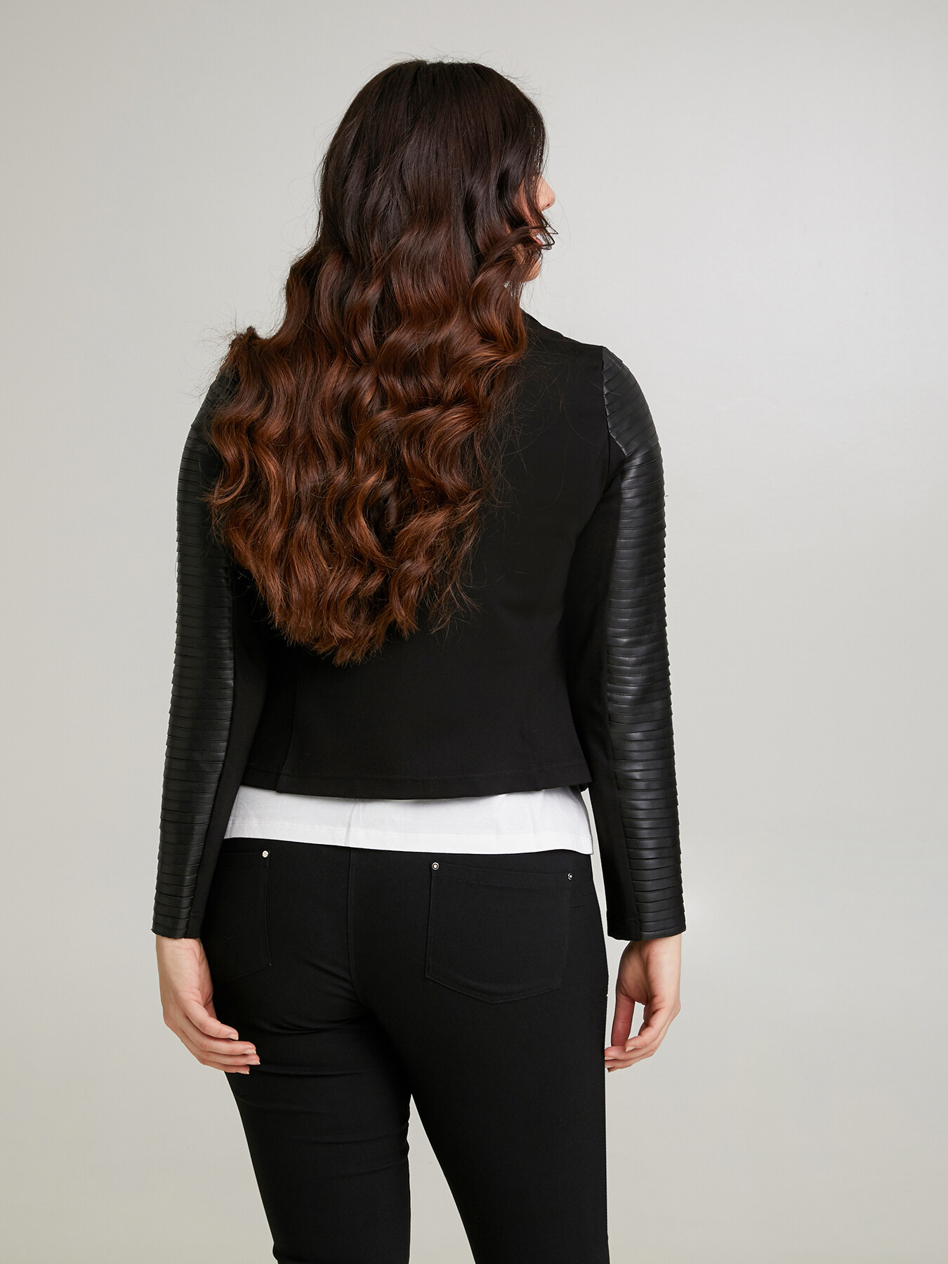 Giacca in similpelle lavorata image number 1