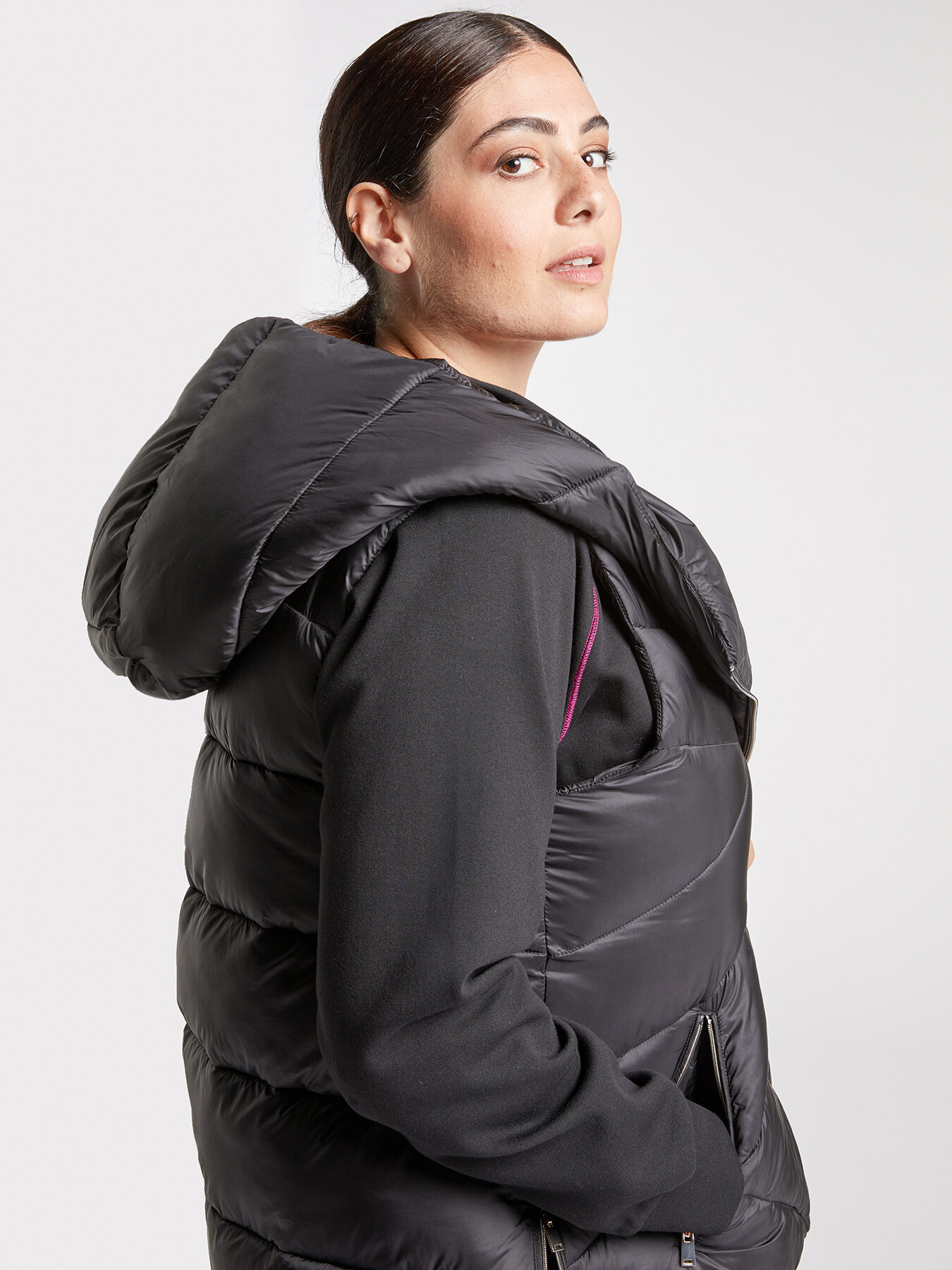 Steppweste mit Kapuze image number 2