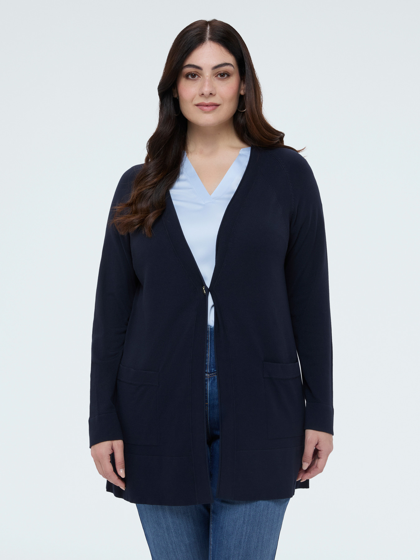 Long V-neck cardigan in fine knit image number 2