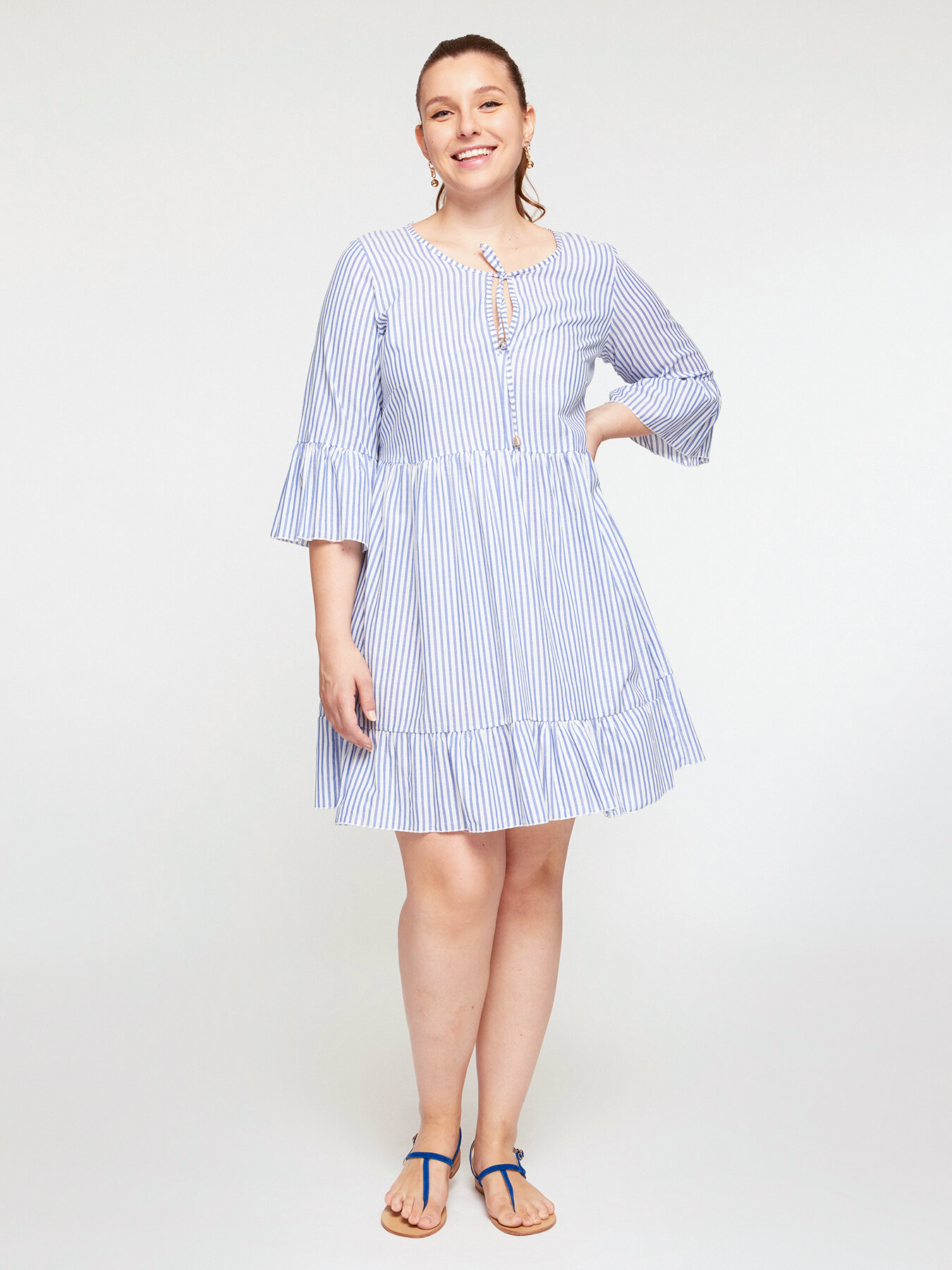 Blusa lunga rigata con balze image number 4
