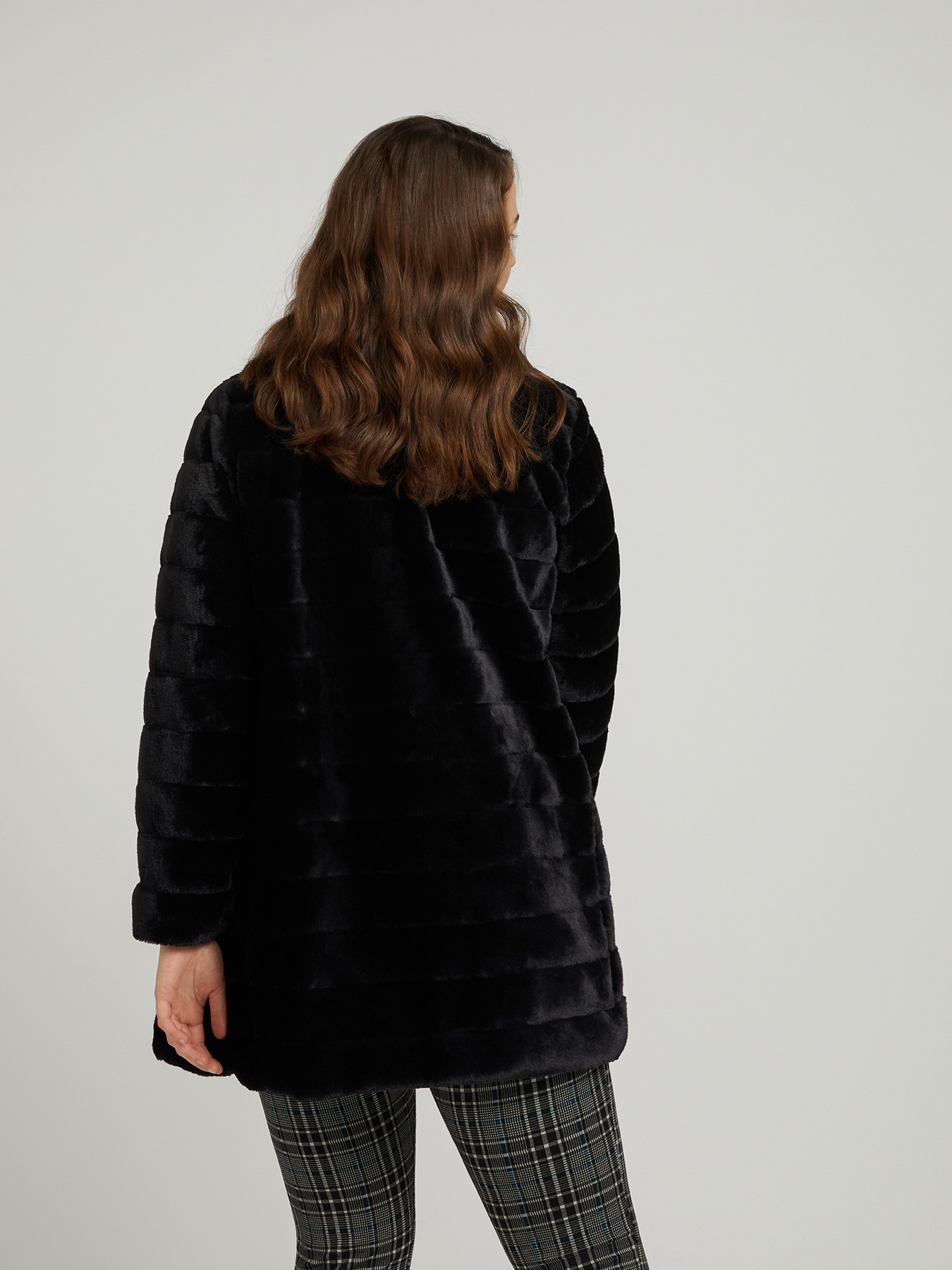 Giubbotto in similpelliicia image number 1