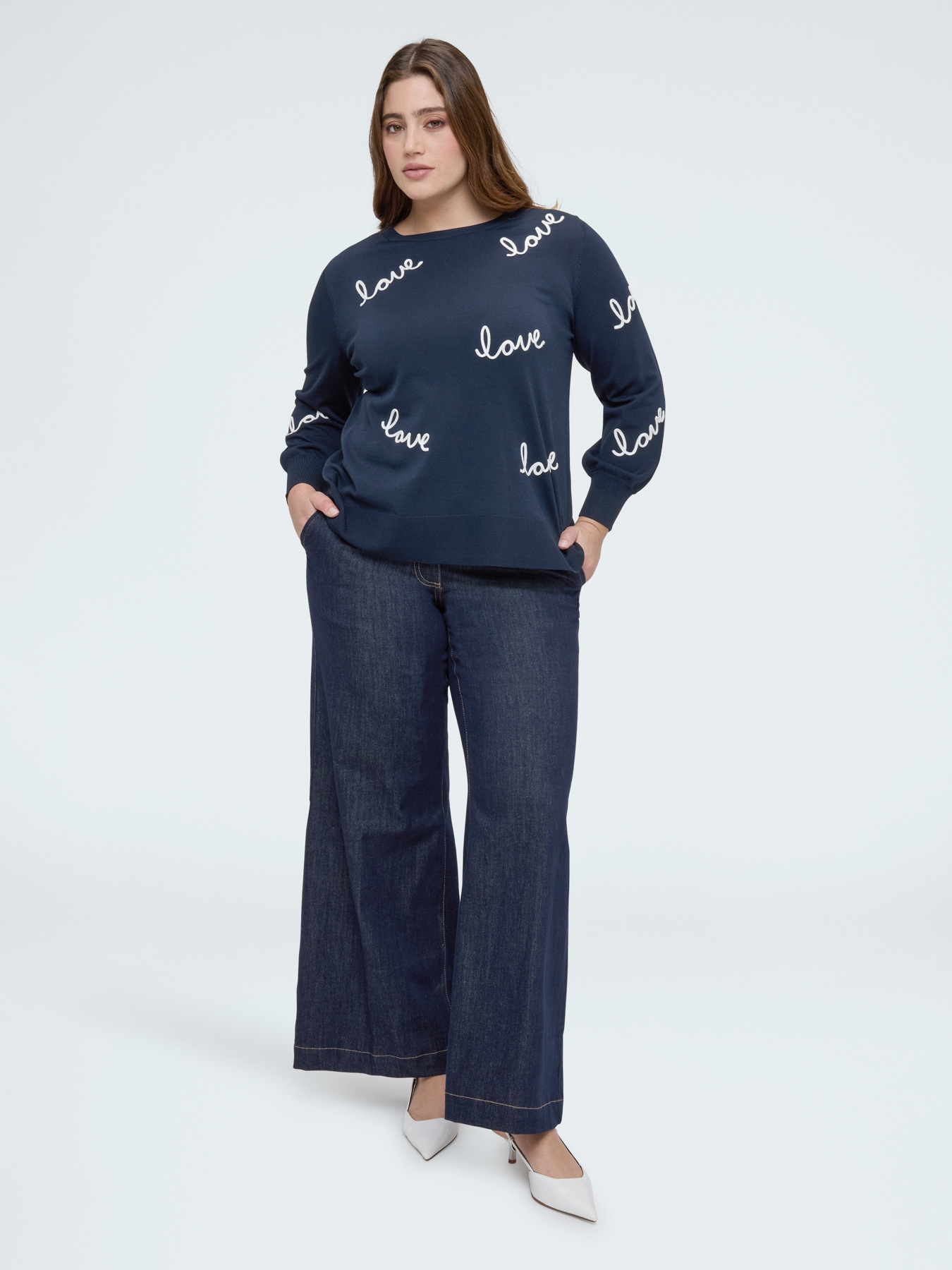 Sweater with love embroidery image number 3