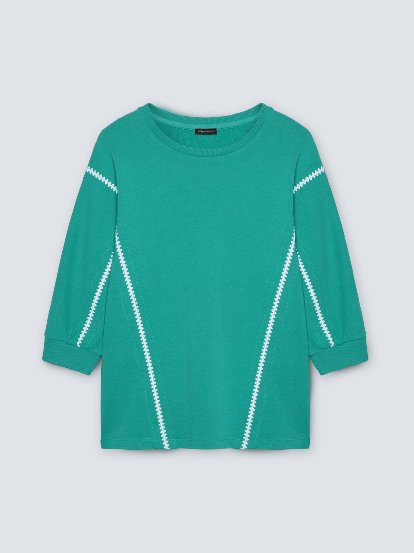 Sudadera con bordados image number 4