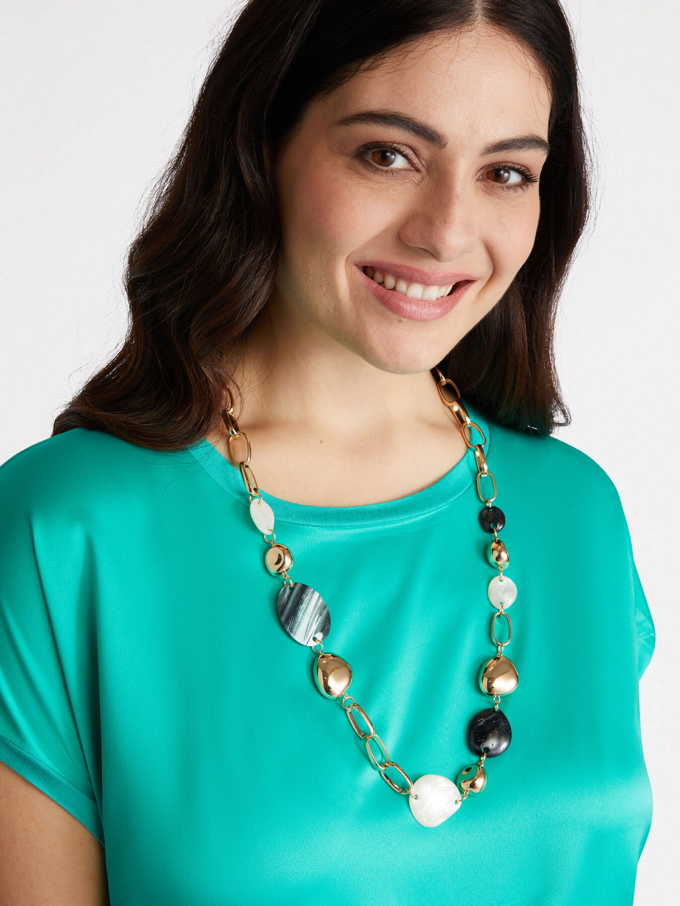 Necklace with chain image number 0