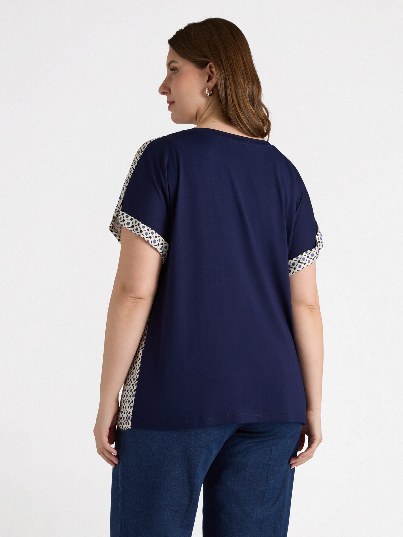 Camiseta bimaterial con estampado &oacute;ptico image number 1