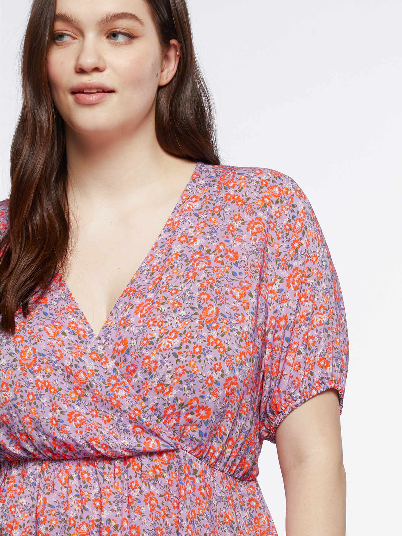 Blouse &agrave; fleurs crois&eacute;e sur le devant image number 3