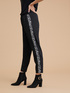 Pantaloni joggers con bordi stampati image number 2