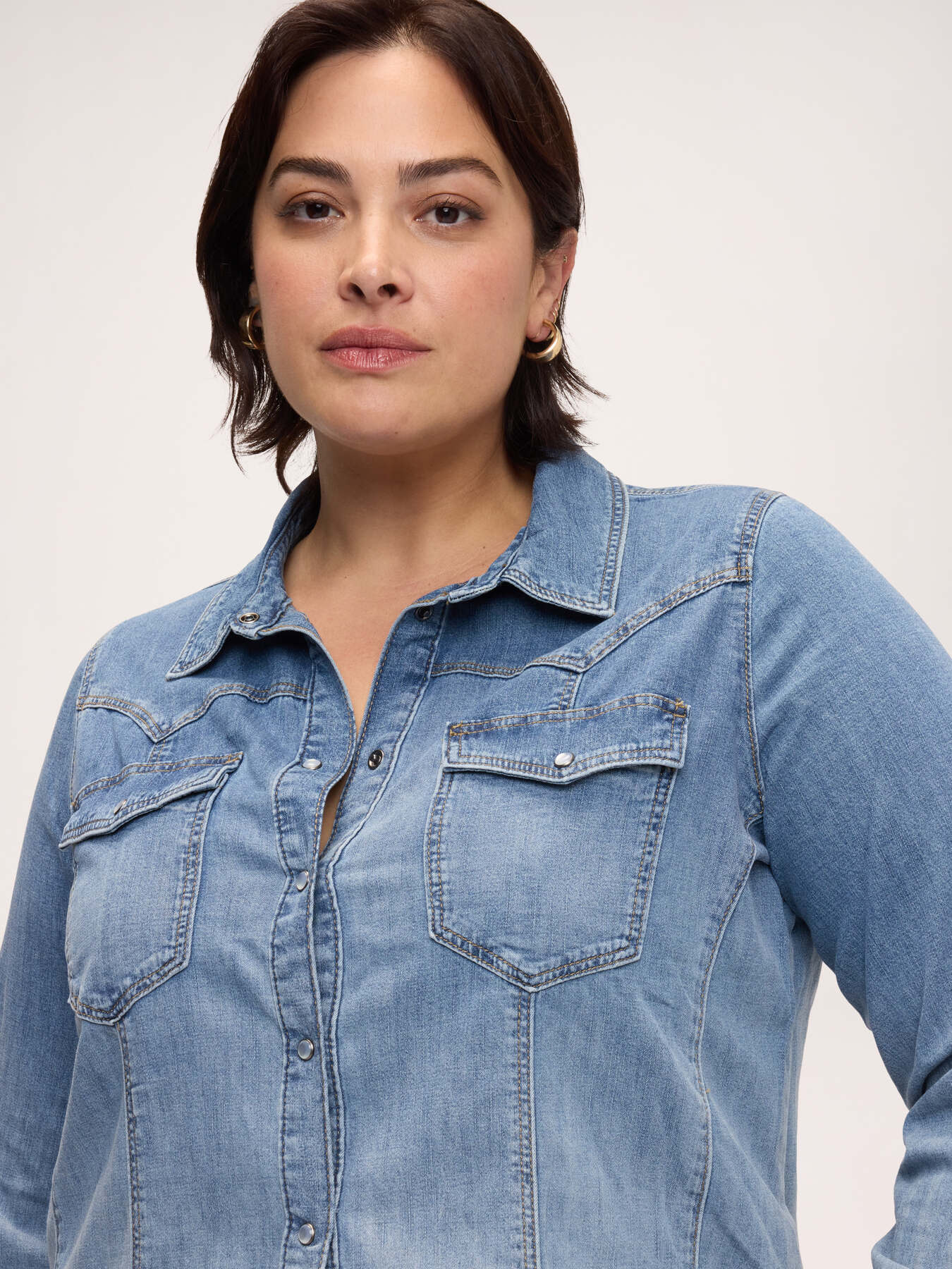 Chemise en denim d&eacute;lav&eacute; image number 3