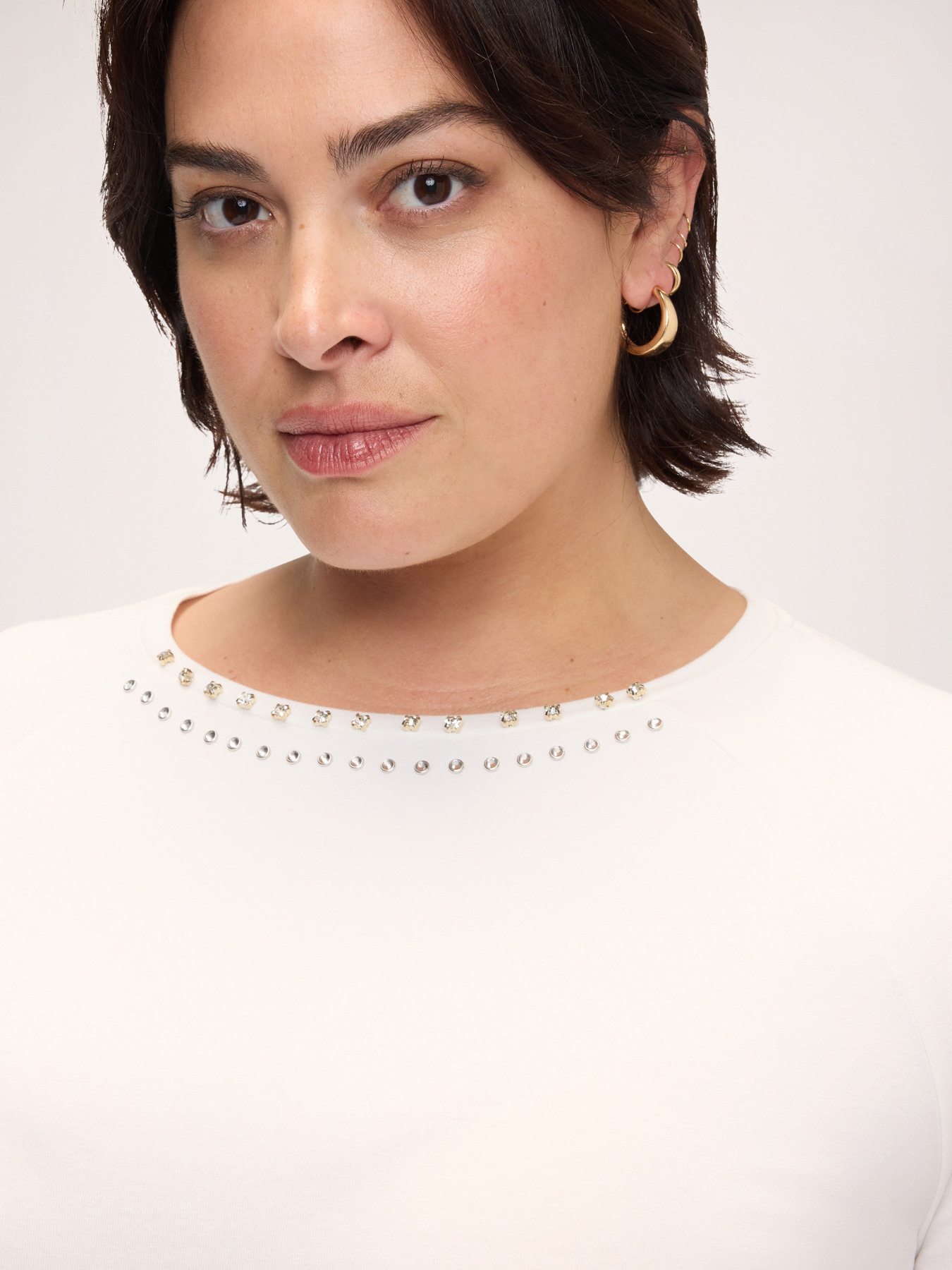 Cotton t-shirt with rhinestones and studs image number 0