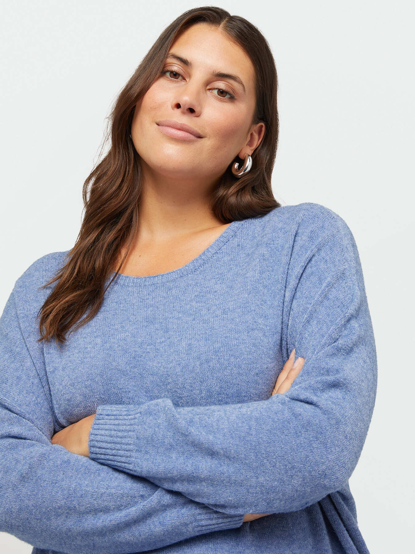 Sweater with crew-neck and ribbed borders image number 2