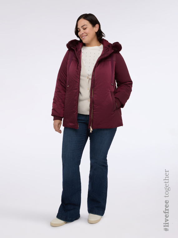 Bimaterial-Daunenjacke mit Kapuze