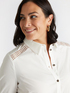 Camisa con bordes calados image number 3