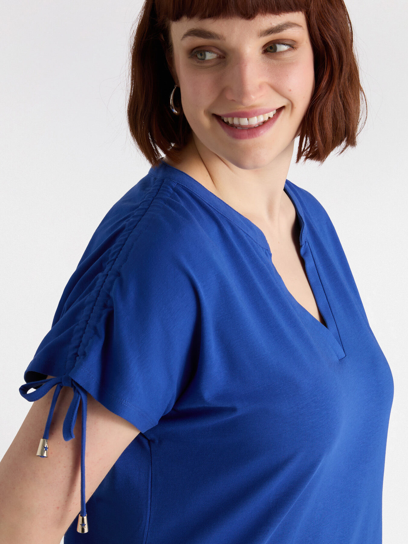 Dress with drawstring on the shoulders image number 3