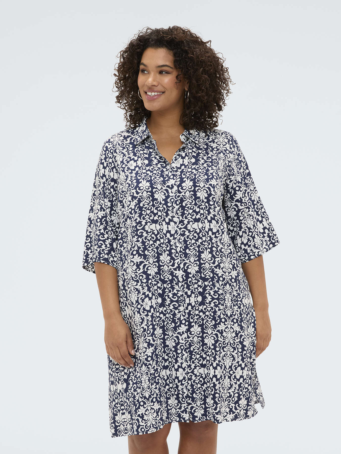 Viscose shirtdress with print image number 4