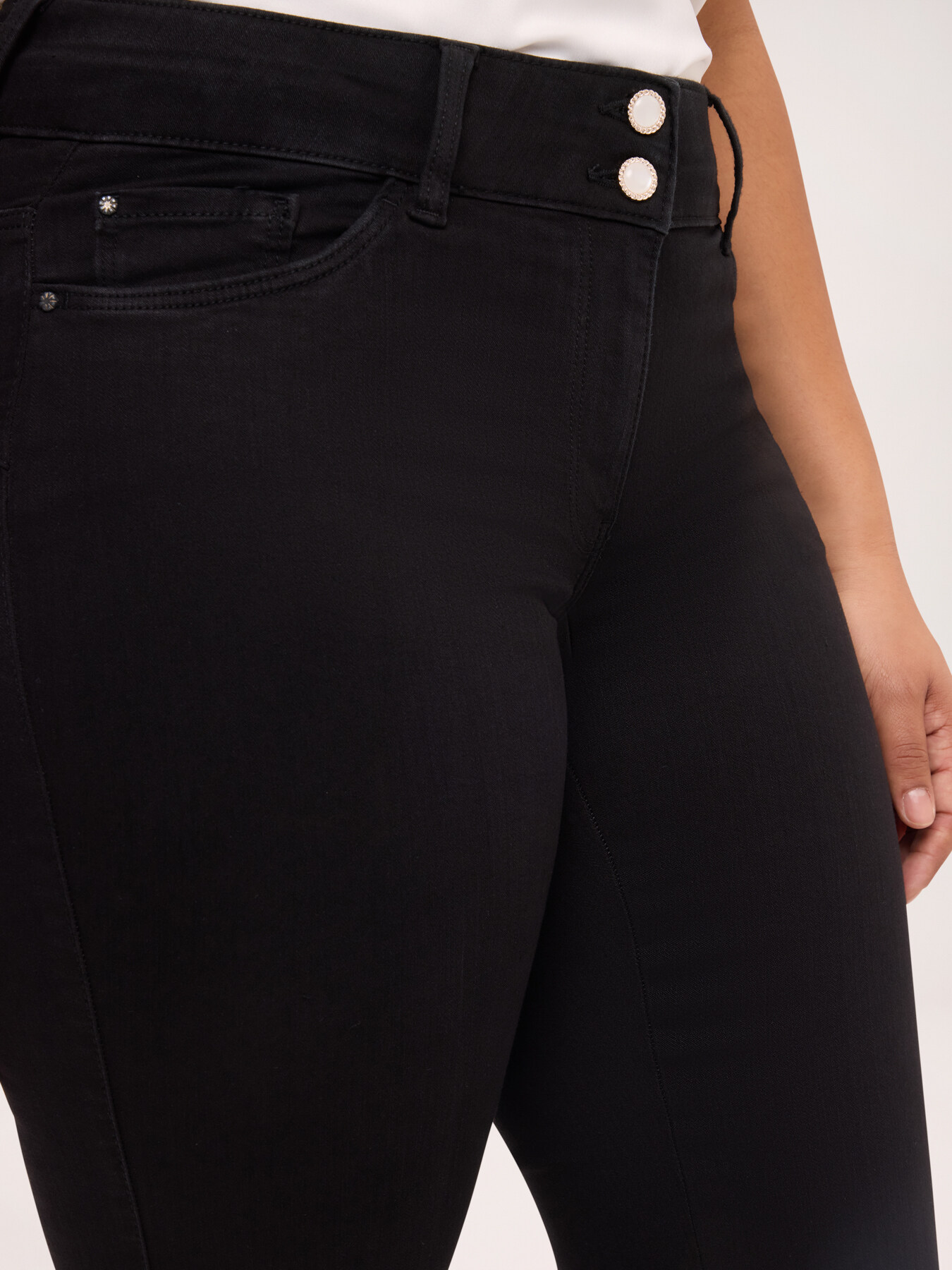 Total black flare jeans image number 3