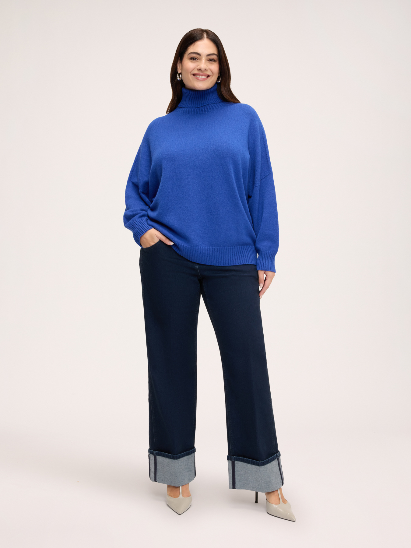Rollkragenpullover aus Viskose-Mischgewebe image number 2