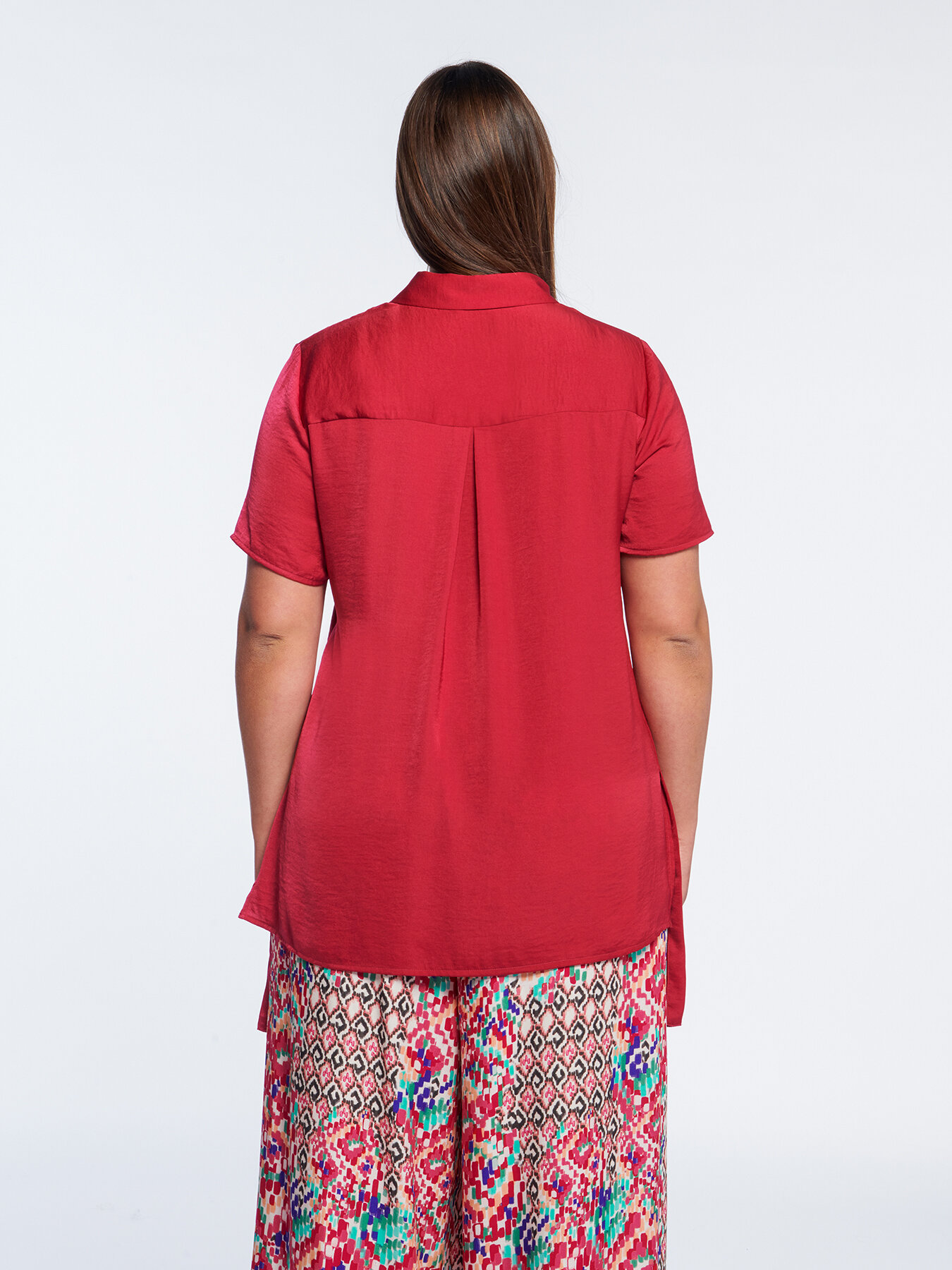 Chemise en satin avec n&oelig;uds image number 1